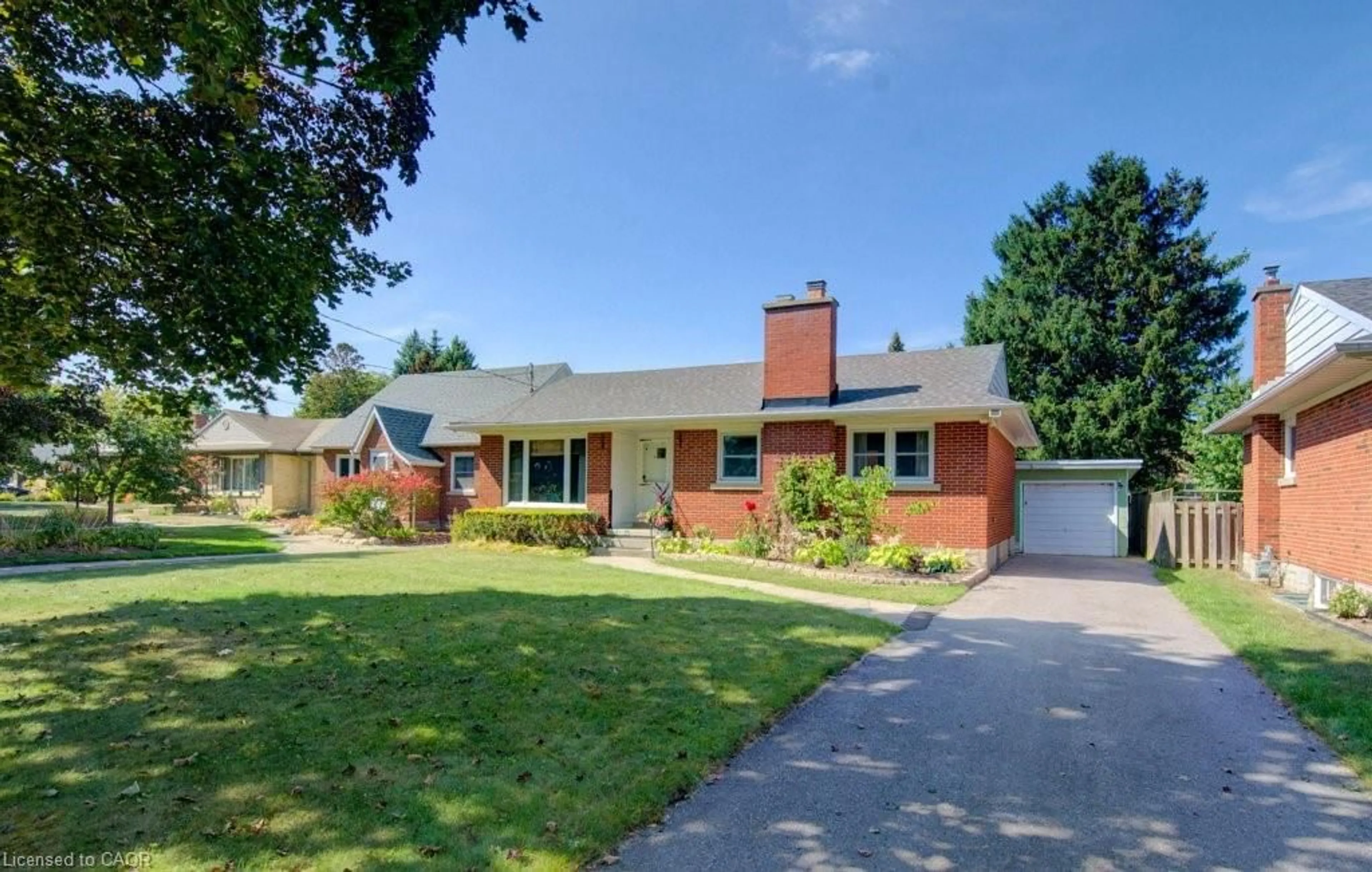 Home with brick exterior material, street for 46 Bournemouth Ave, Kitchener Ontario N2B 1M7