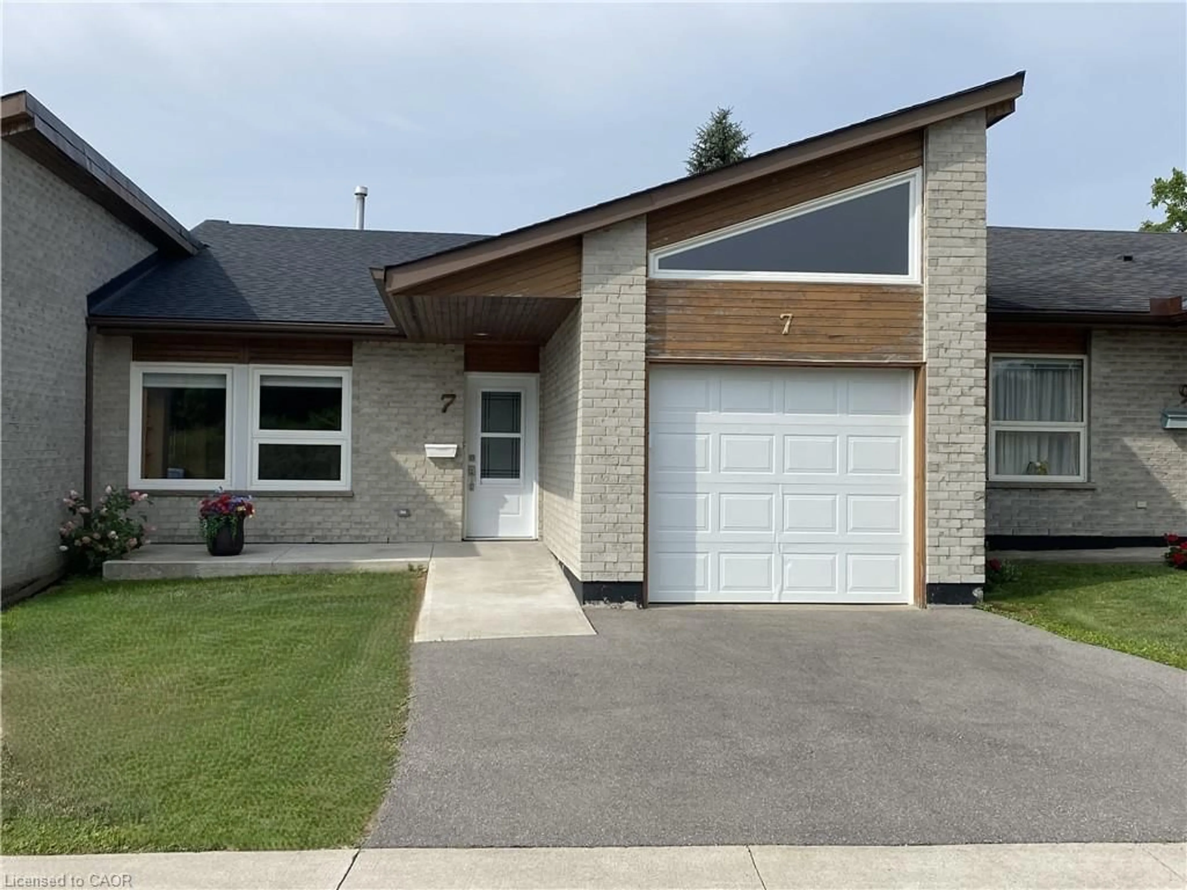 Home with brick exterior material, street for 7 Cardinal Mindszenty Blvd, Hamilton Ontario L9B 2M3