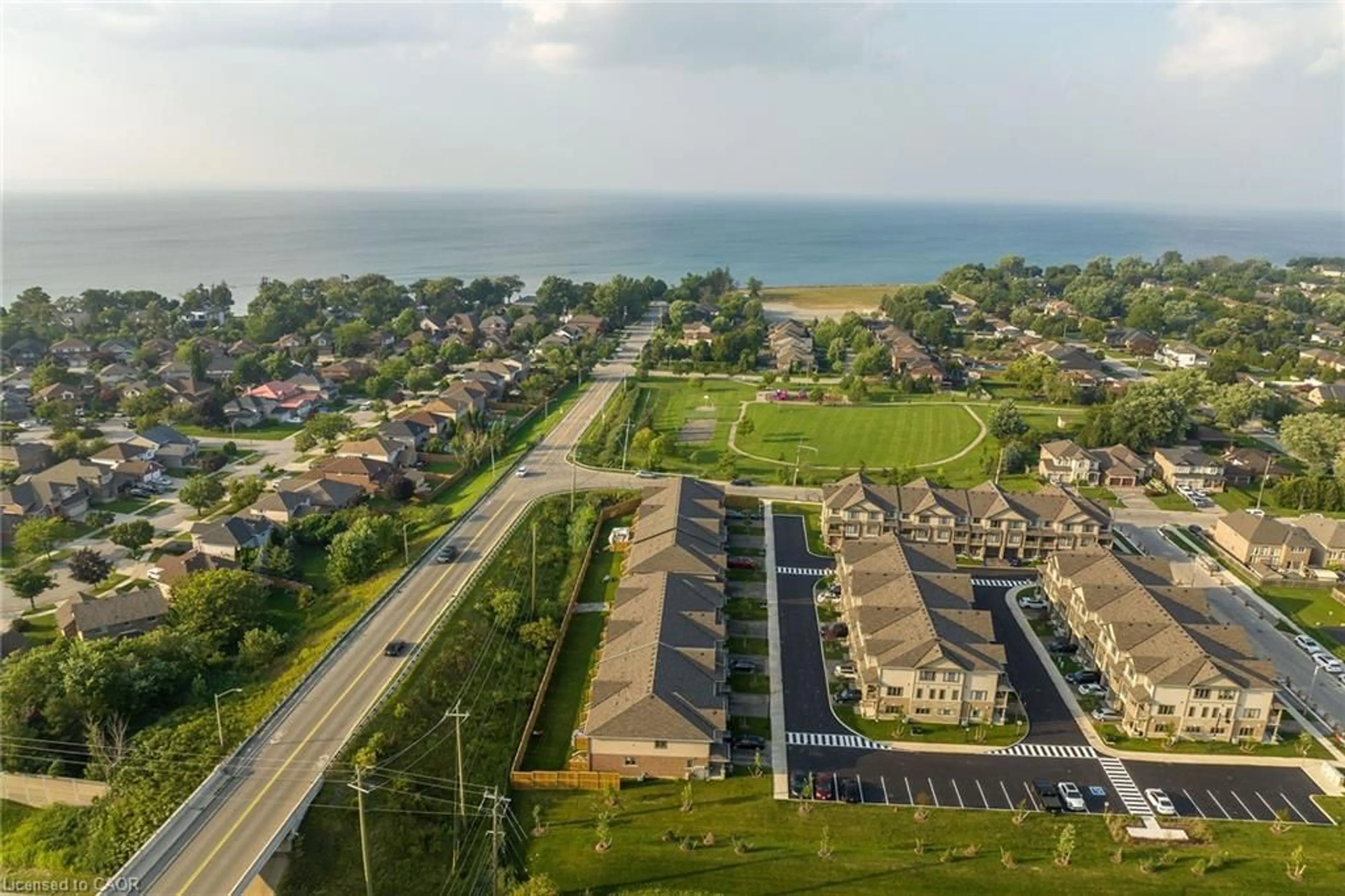 A pic from outside/outdoor area/front of a property/back of a property/a pic from drone, water/lake/river/ocean view for 27 Rachel Dr #24, Stoney Creek Ontario L8E 0K6