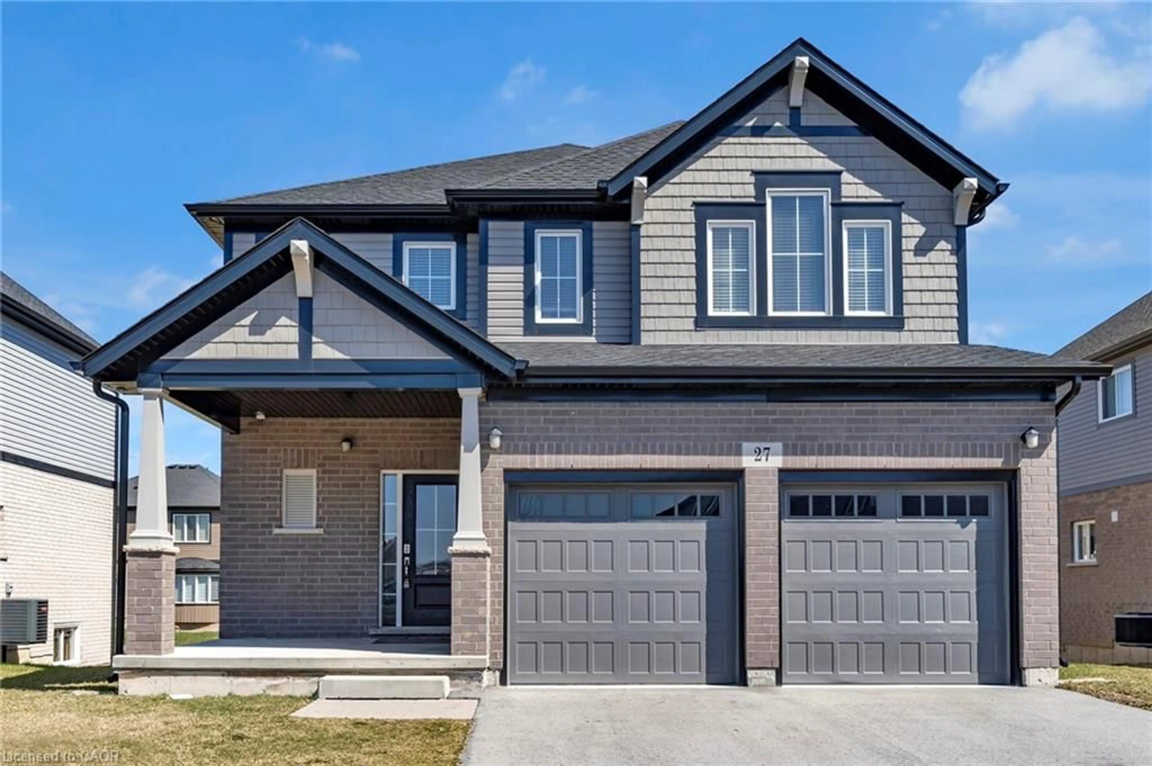 Home with brick exterior material, street for 27 Monarch St, Welland Ontario 13C 0E6