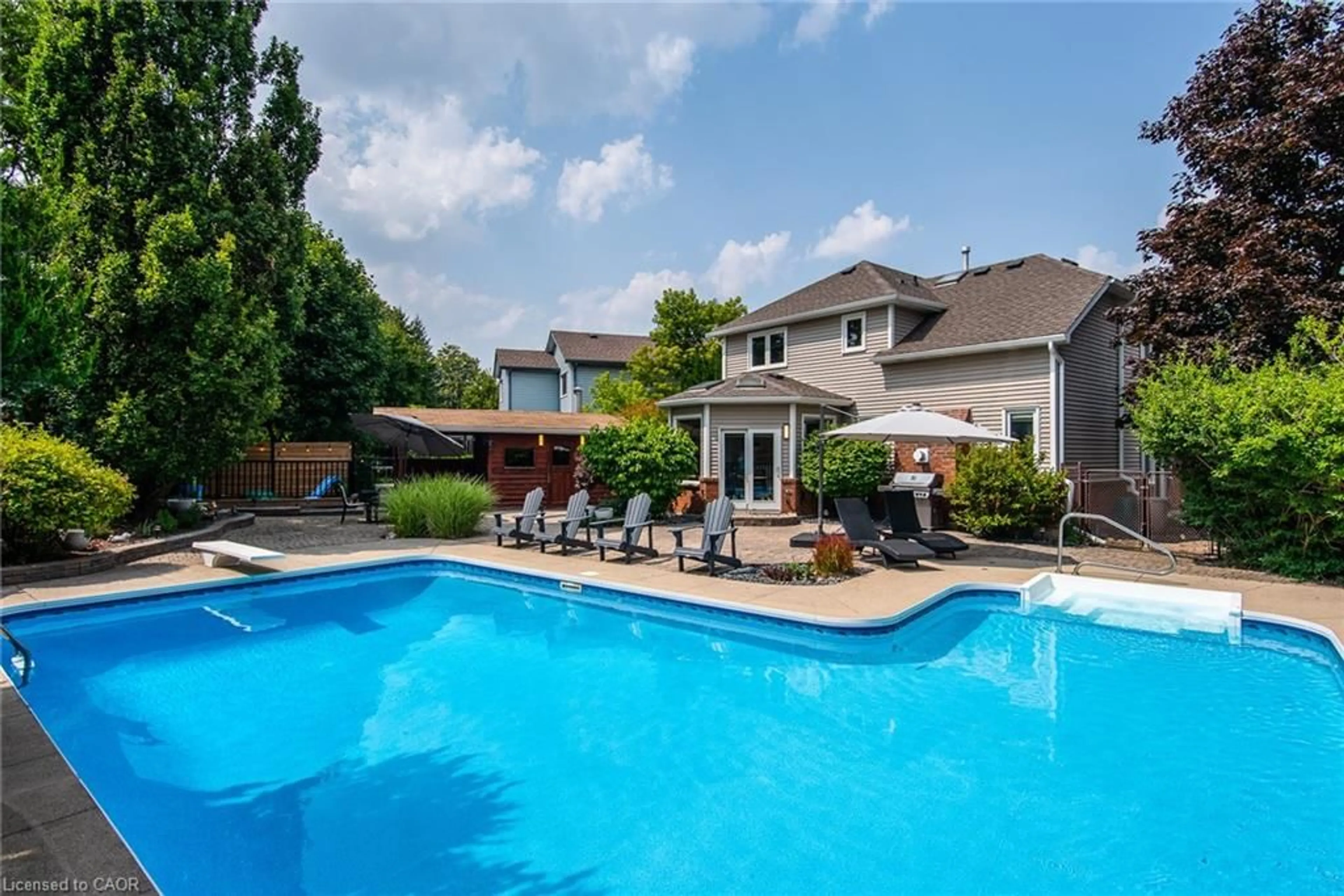 Pool for 518 Baringham Pl, Waterloo Ontario N2T 2J4