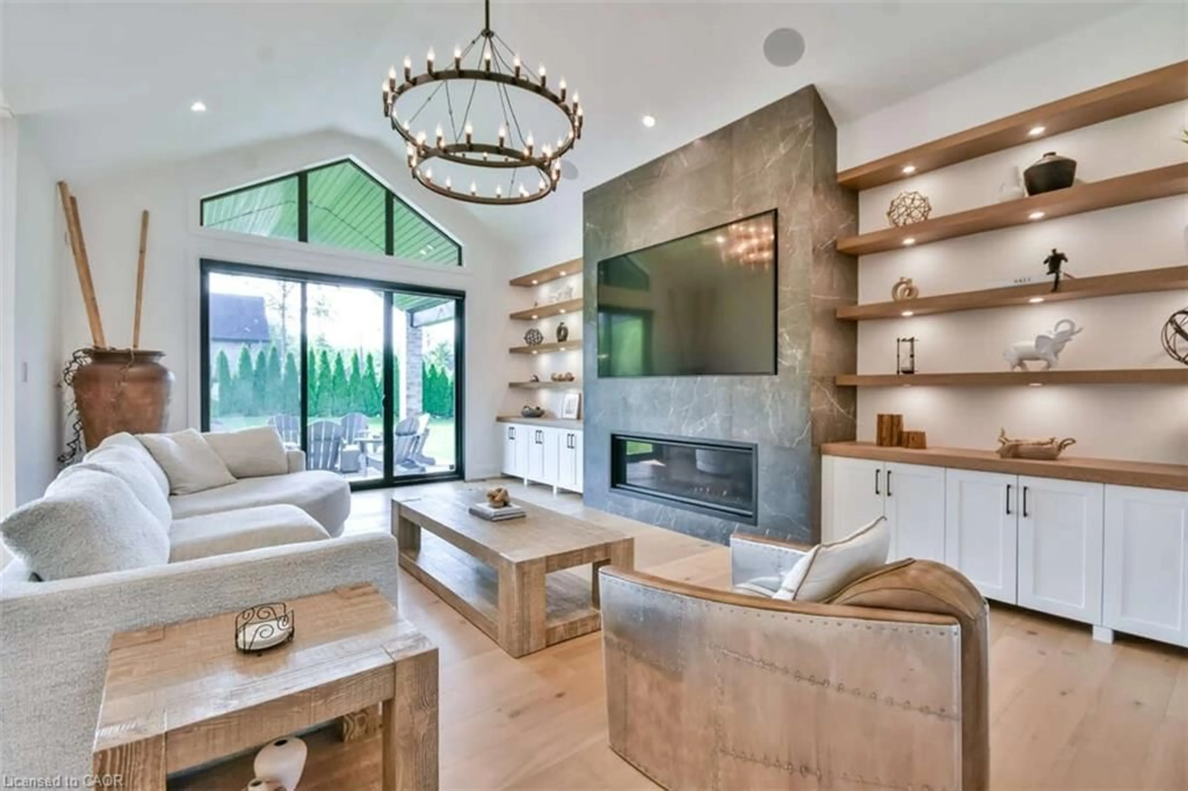 Contemporary bathroom, ceramic/tile floor for 1 Morrison Place Pl, Springwater Ontario L9X 2A6