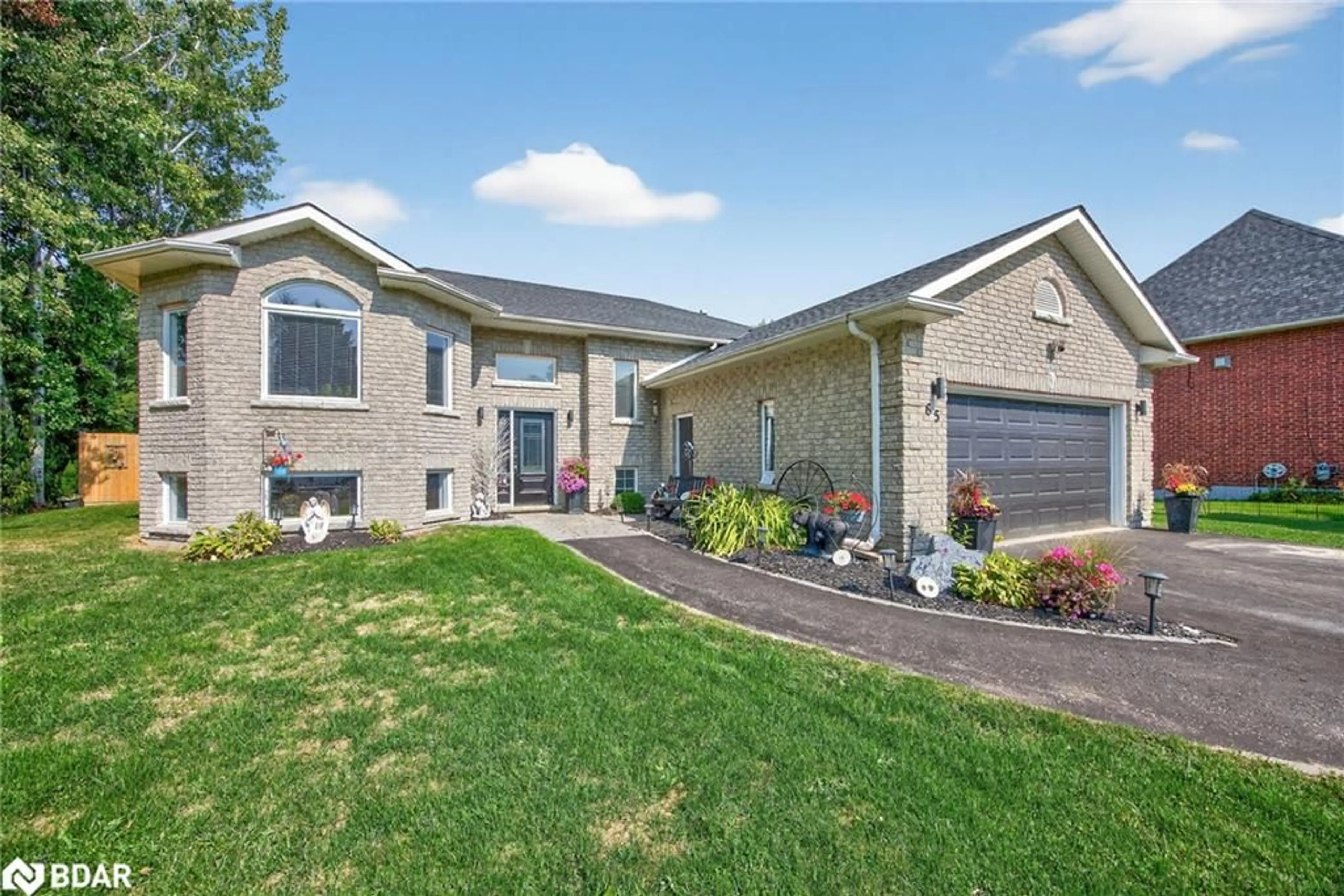 Home with brick exterior material, street for 65 Broadview Street St, Collingwood Ontario L9Y 0X2
