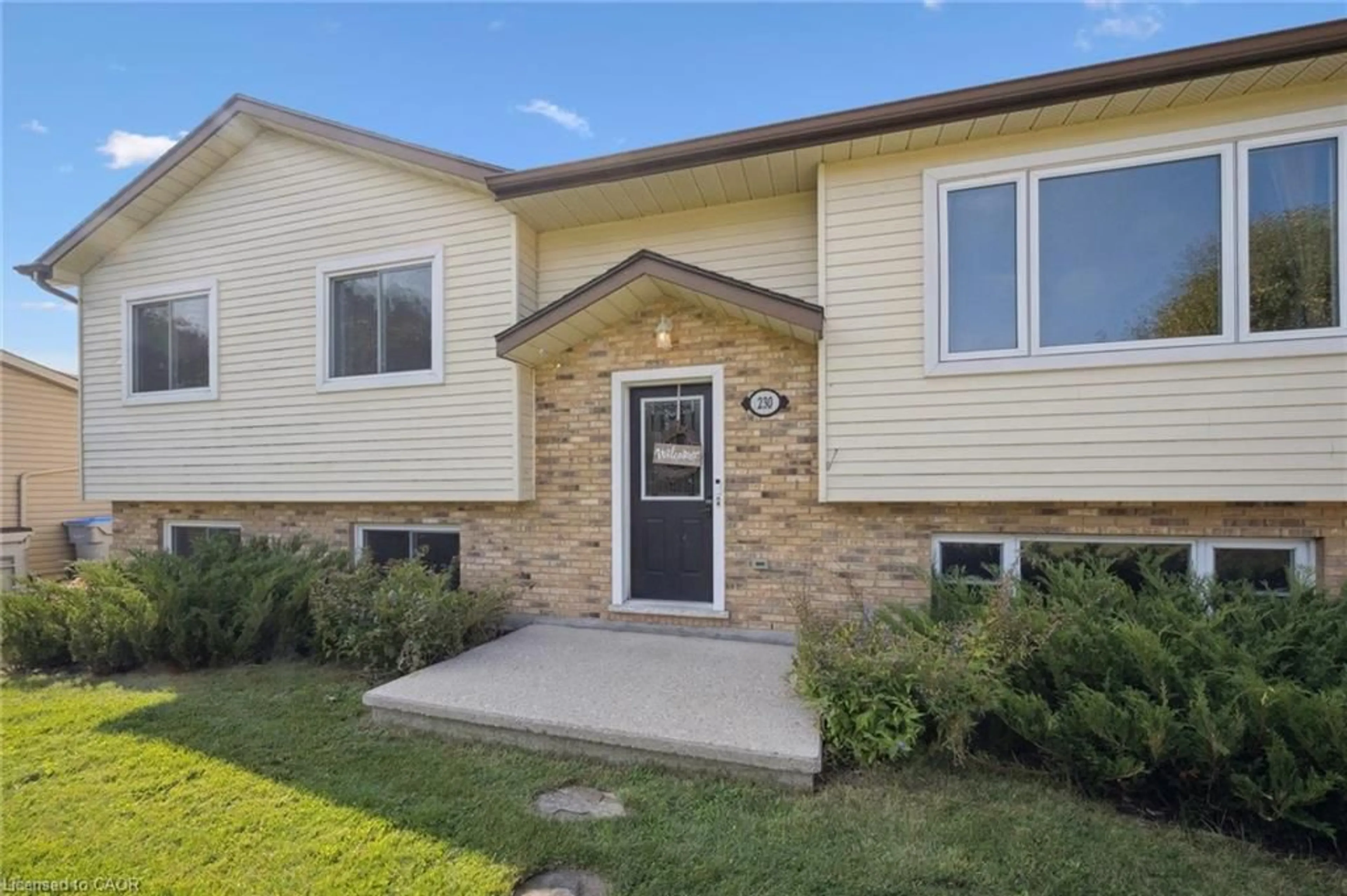 Home with brick exterior material, street for 230 Arris Cres, Mitchell Ontario N0K 1N0