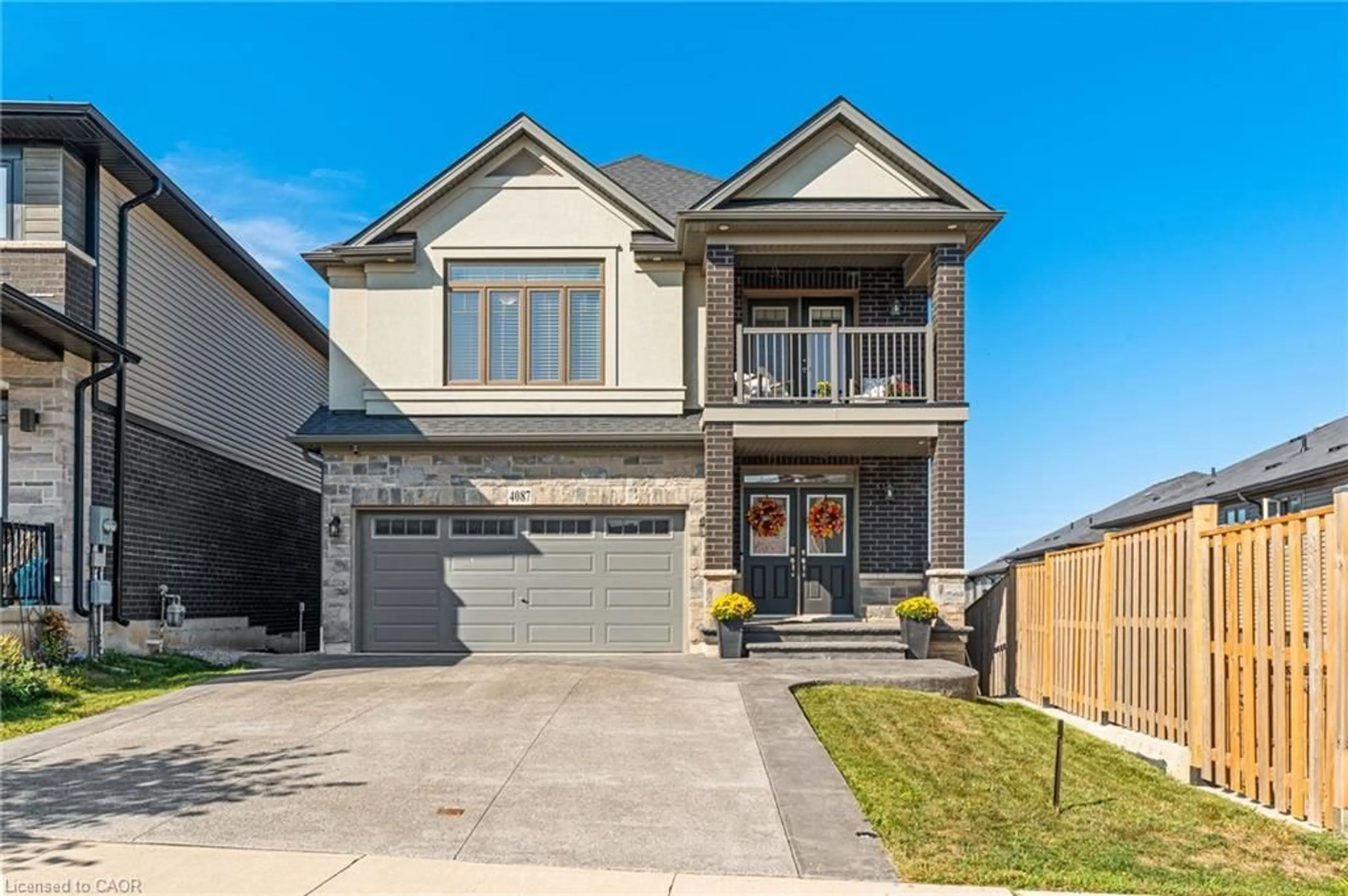 Home with brick exterior material, street for 4087 Healing St, Beamsville Ontario L3J 0S3