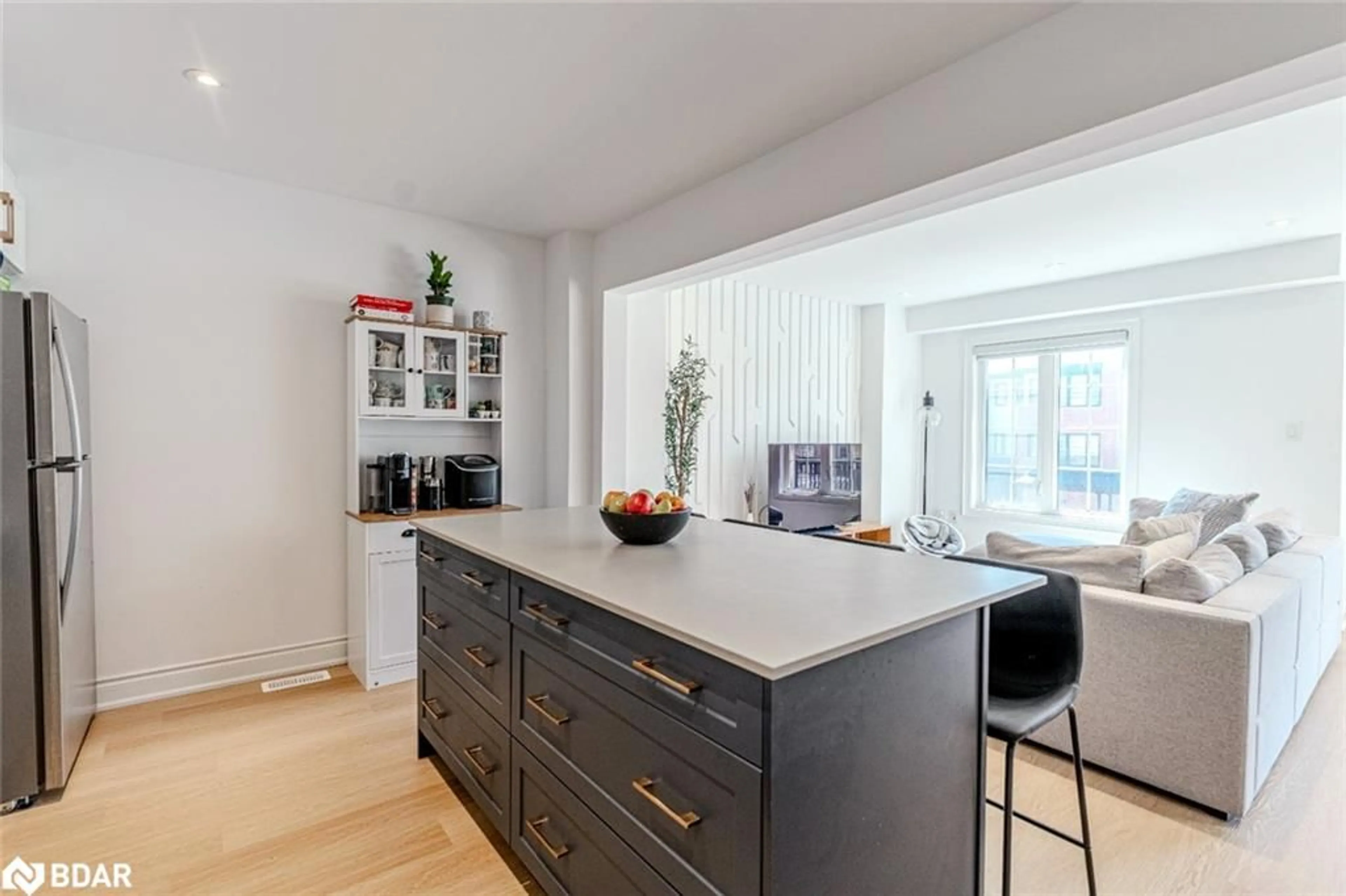 Open concept kitchen, unknown for 48 Hay Lane, Barrie Ontario L9J 0T8