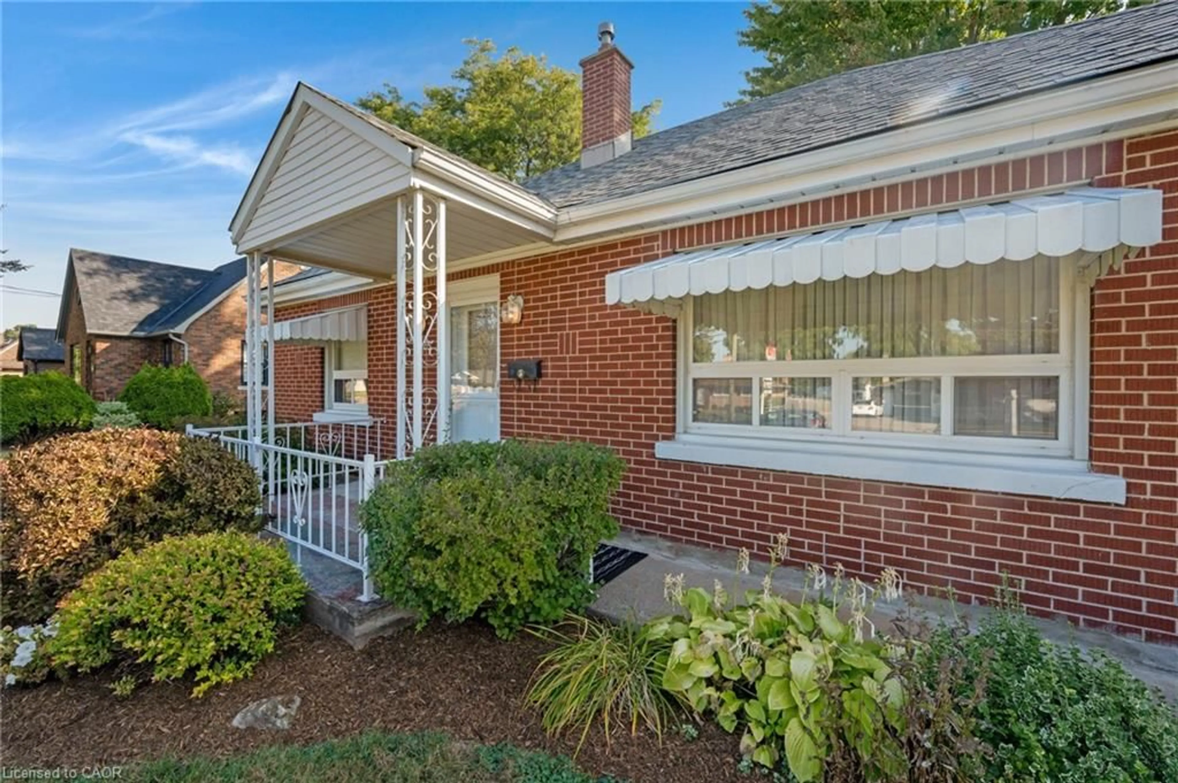 Home with brick exterior material, street for 1625 Concession Rd, Cambridge Ontario N3H 4M1