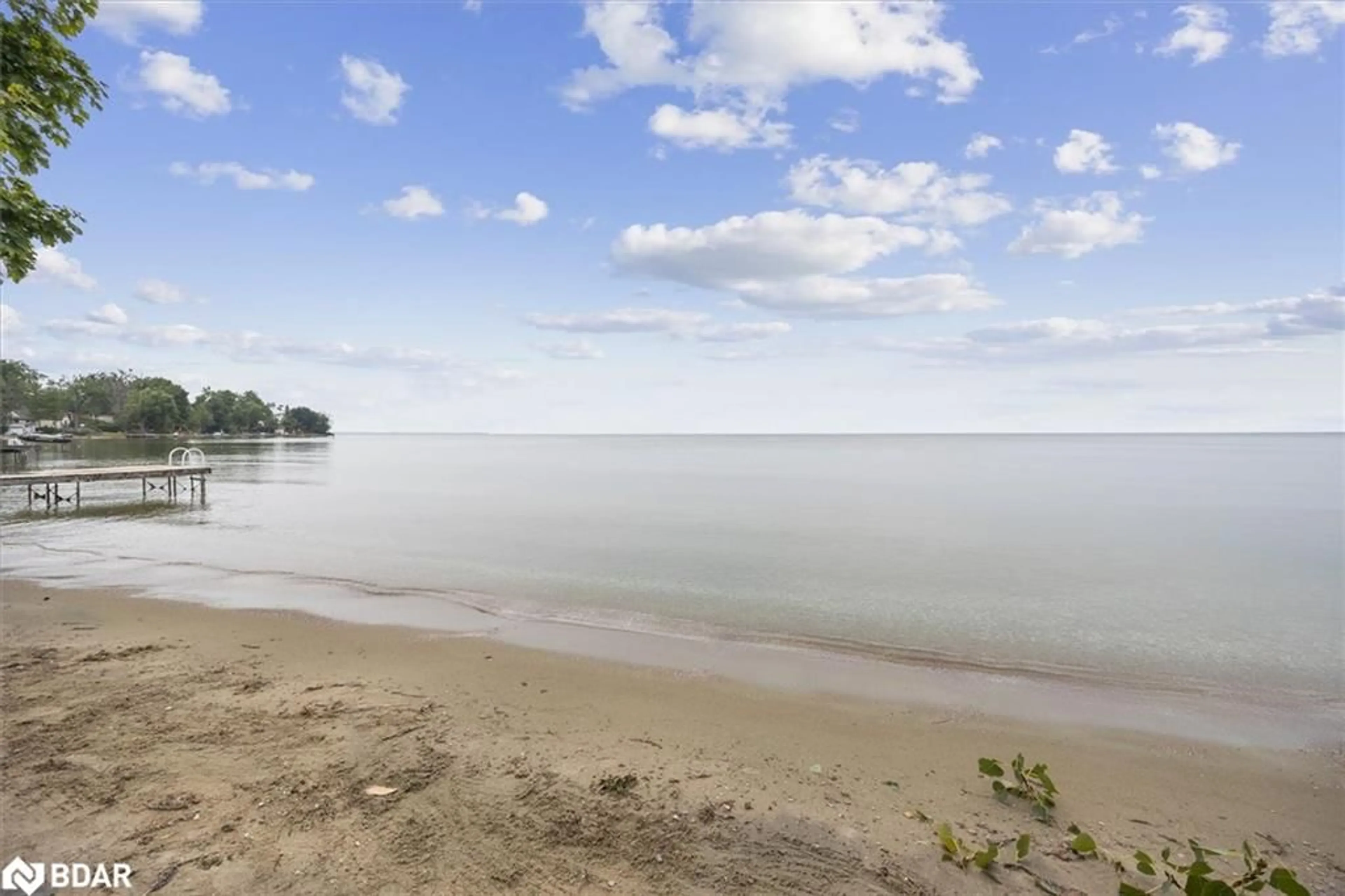 Blurry image for 2762 Lone Birch Trail, Brechin Ontario L0K 1B0
