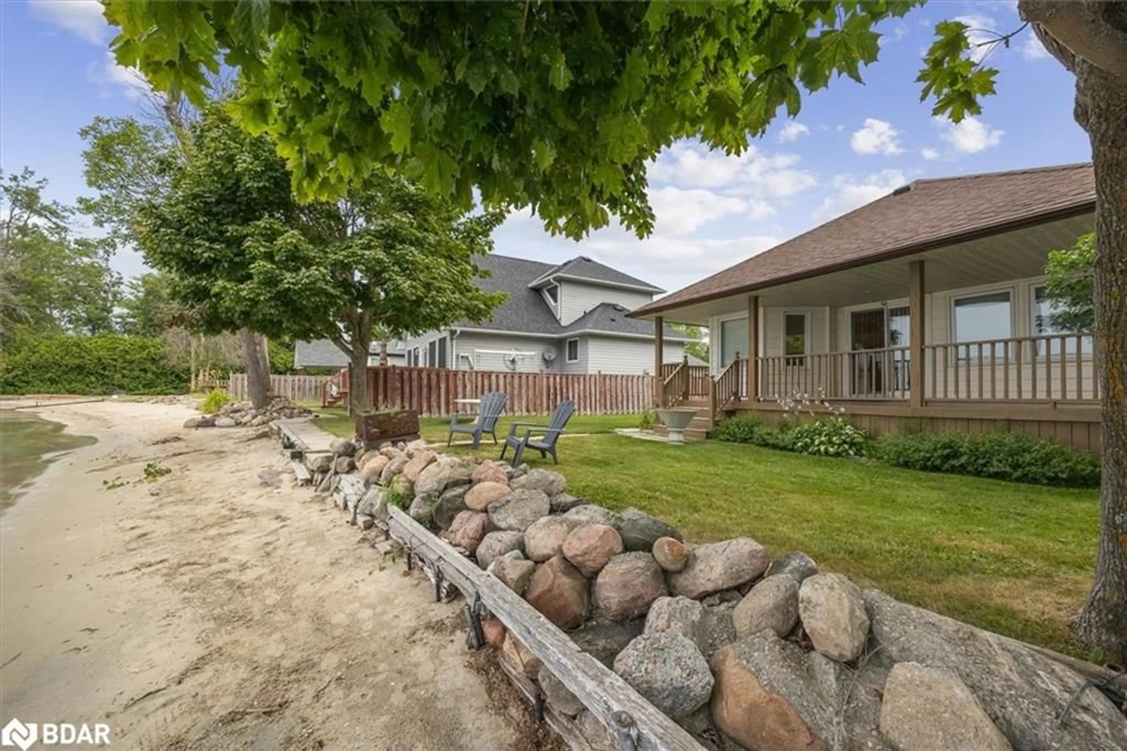 Patio, water/lake/river/ocean view for 2762 Lone Birch Trail, Brechin Ontario L0K 1B0
