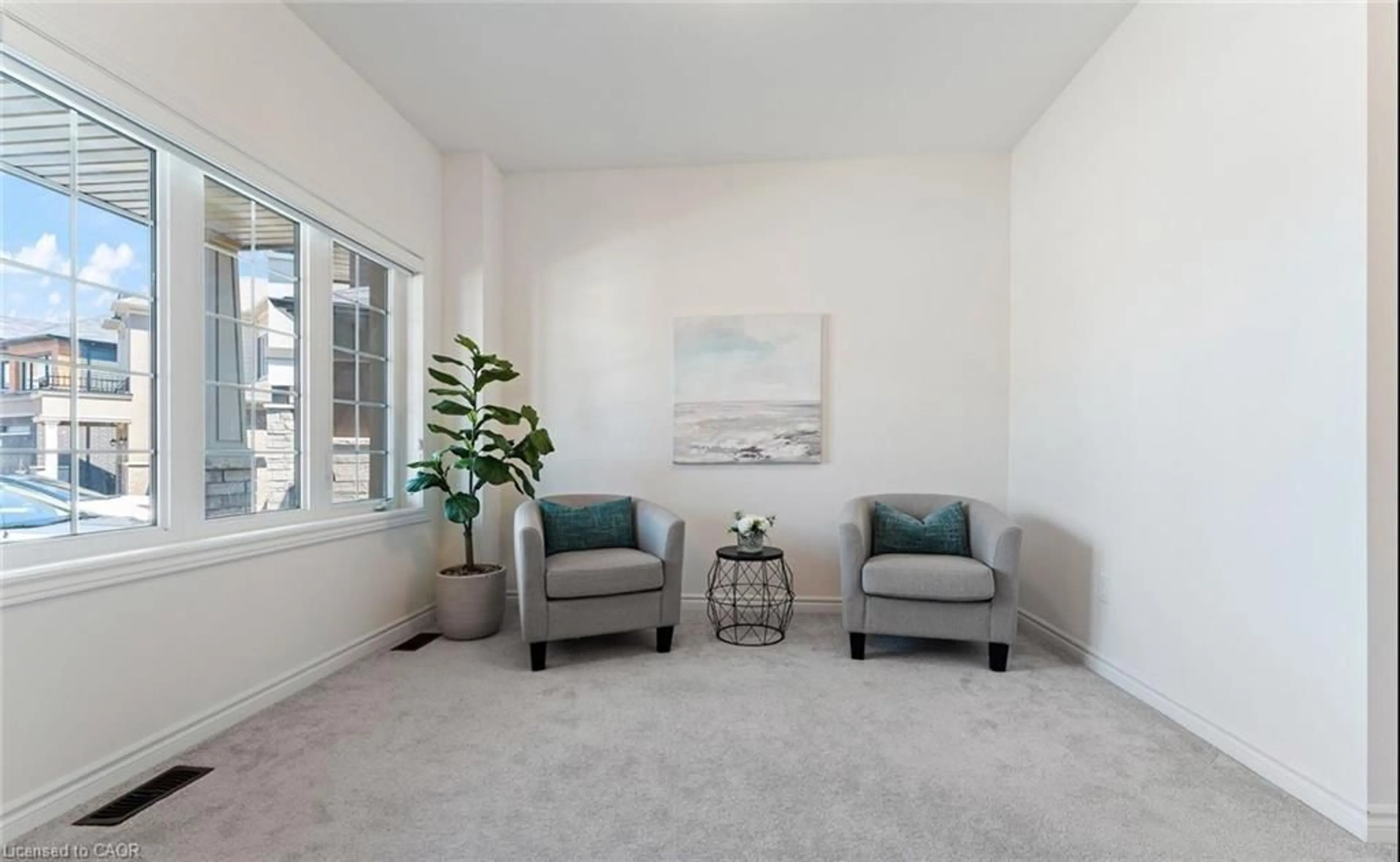 Living room with furniture, carpet floor for 30 Rowley Street, Brantford Ontario N3S 0J6