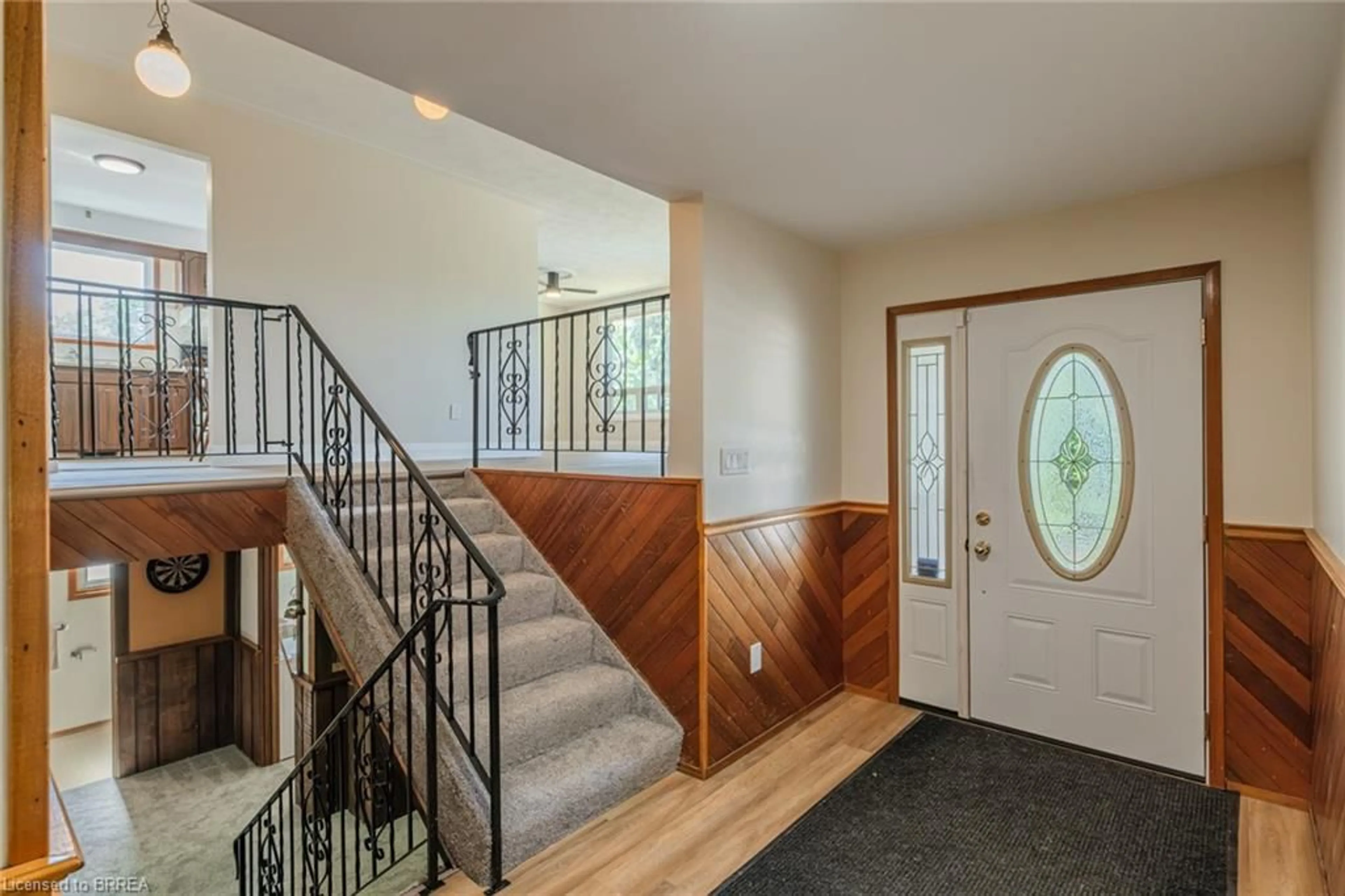 Indoor entryway for 9 Bannister St, Oakland Ontario N0E 1L0