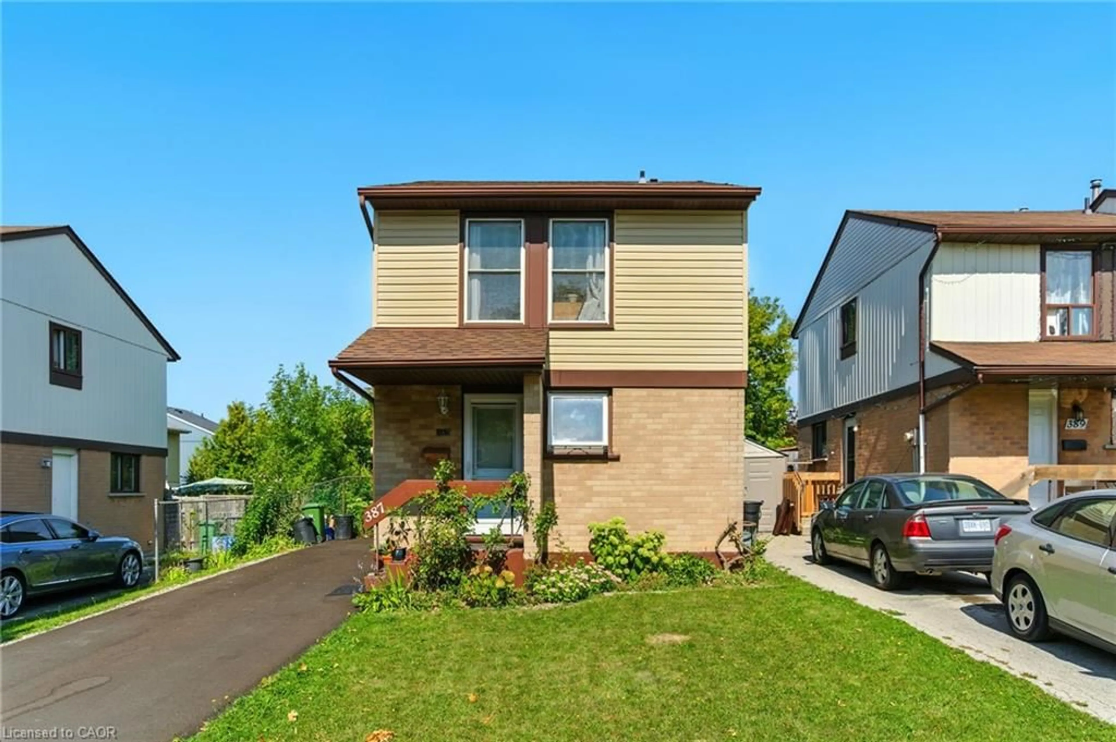 Home with brick exterior material, street for 387 Franklin Rd, Hamilton Ontario L8V 4S3