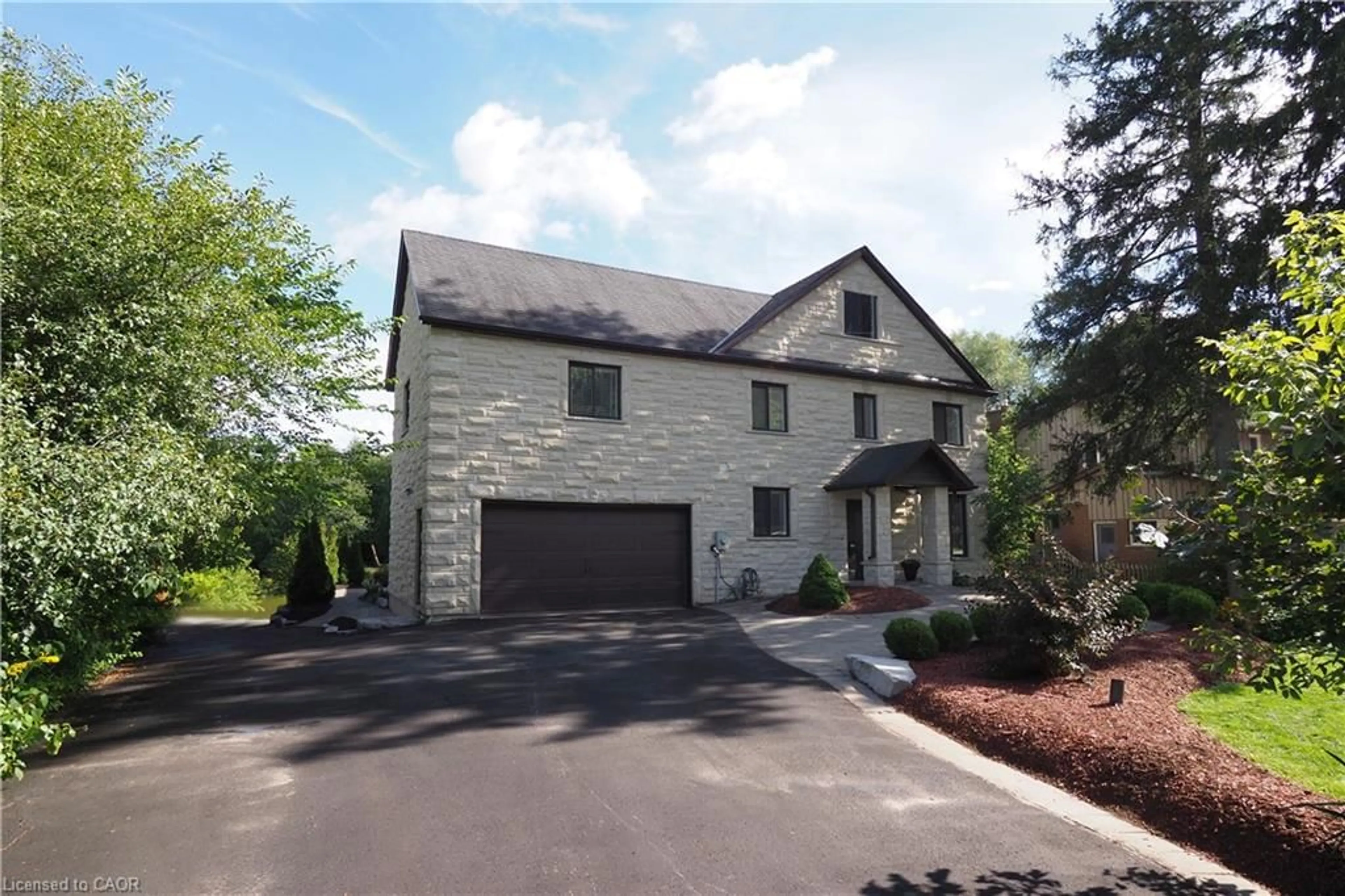 Home with brick exterior material, street for 530 St Andrew St, Fergus Ontario N1M 1R6