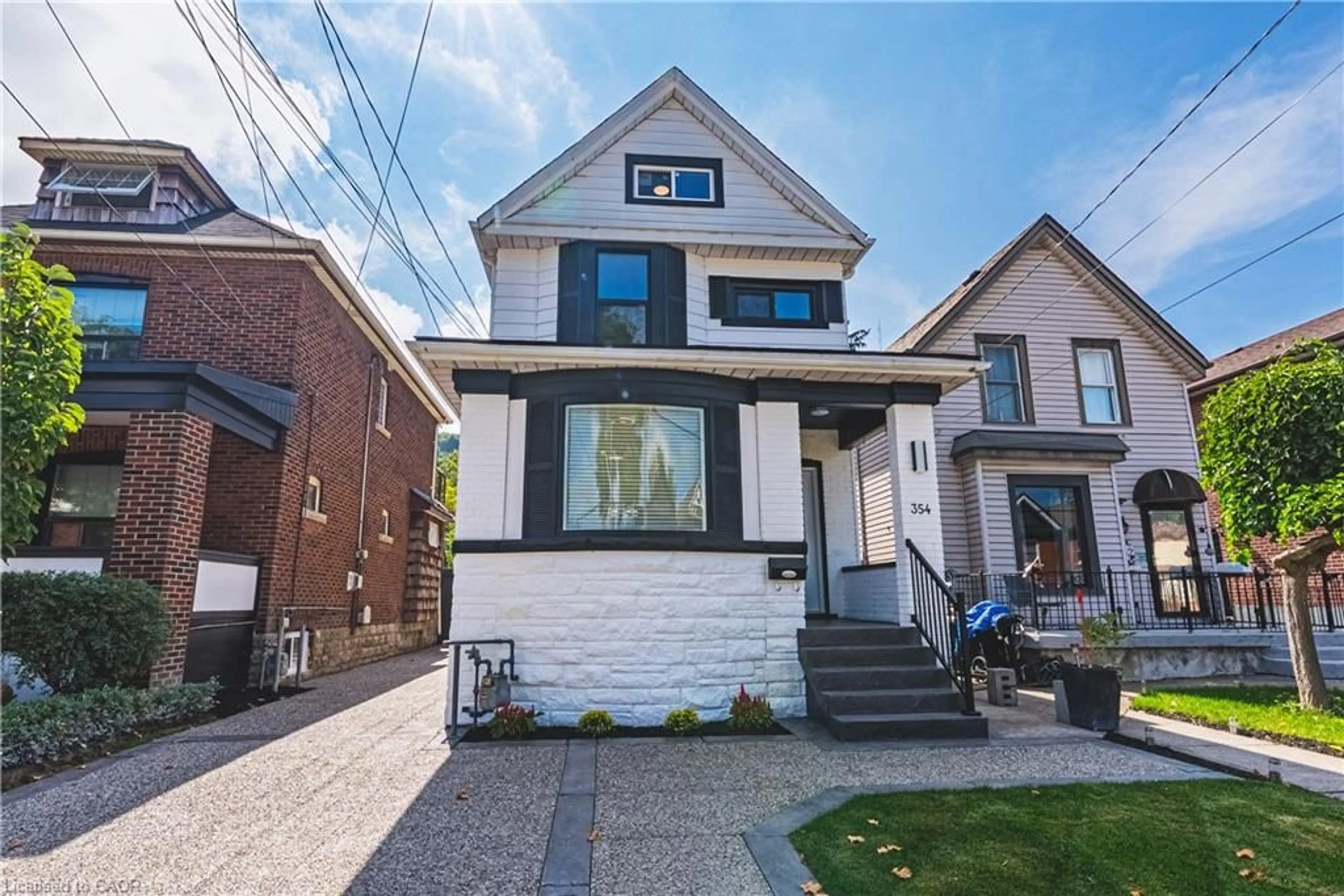 Home with brick exterior material, street for 354 Cumberland Ave, Hamilton Ontario L8M 2A2