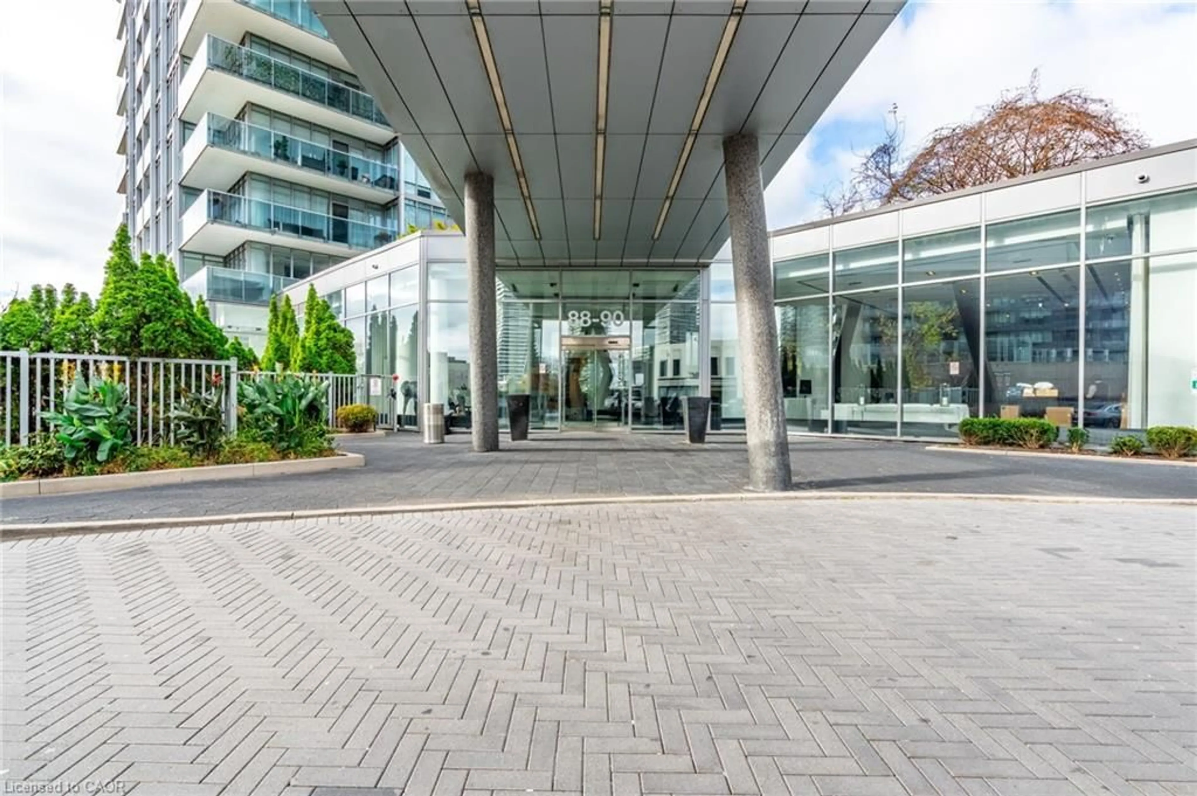Unknown for 90 Park Lawn Rd #2206, Etobicoke Ontario M8Y 0B6
