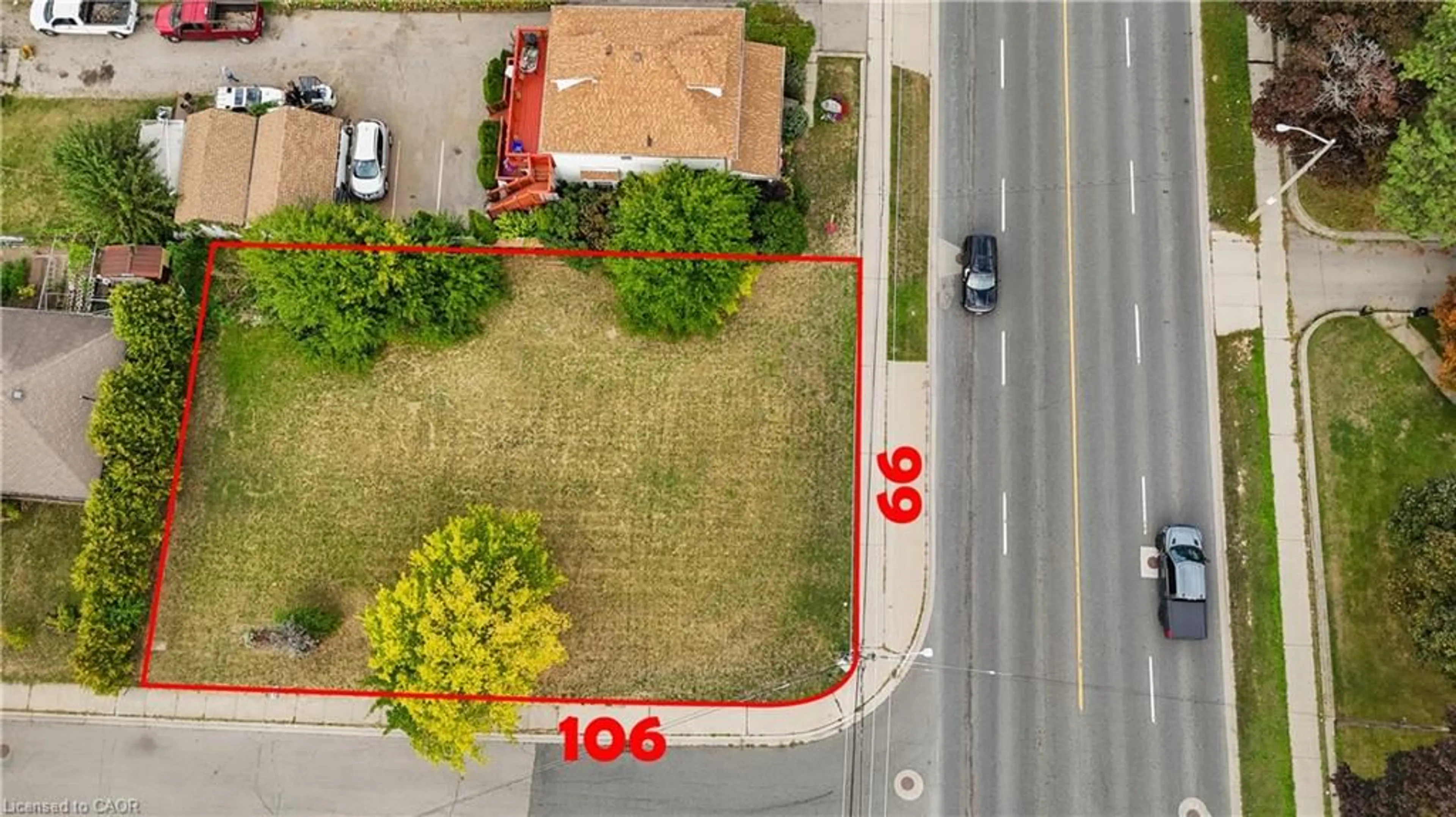 A pic from outside/outdoor area/front of a property/back of a property/a pic from drone, street for 23 Centennial Pky, Stoney Creek Ontario L8G 2C1