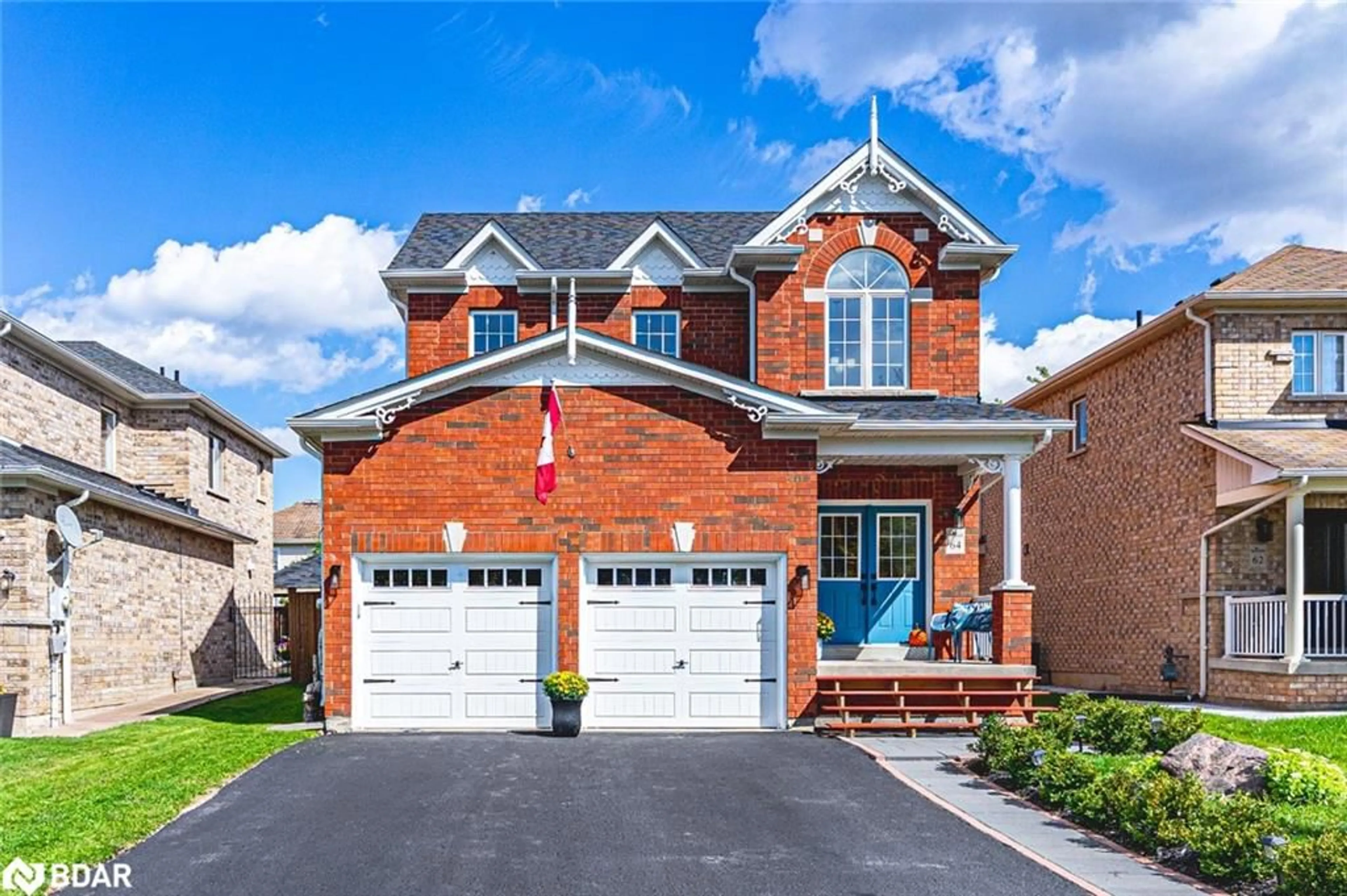 Home with brick exterior material, street for 64 Lake Cres, Barrie Ontario L4N 6A6