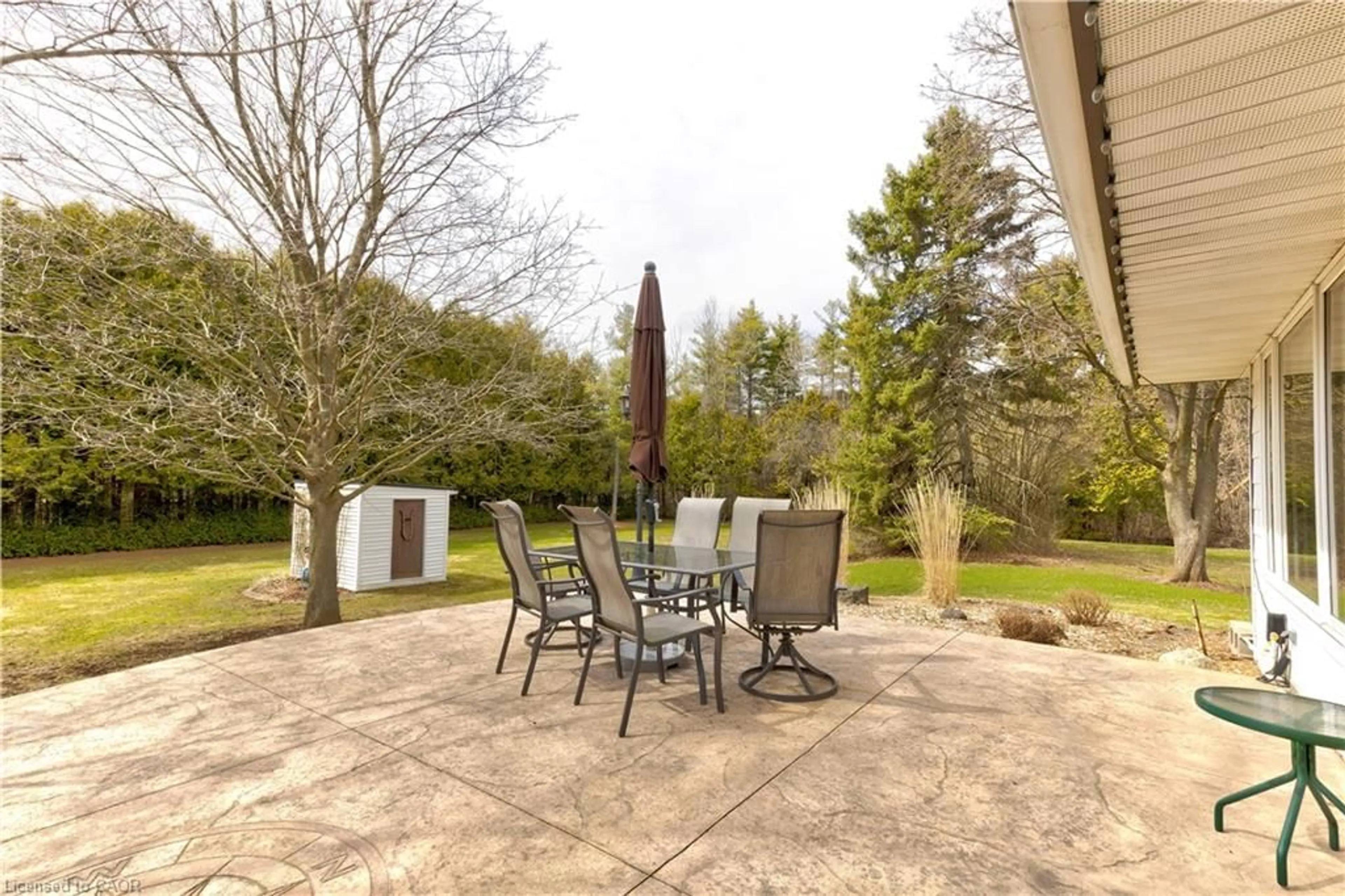 Patio, unknown for 1774 Morrison Rd, Cambridge Ontario N1R 5S2