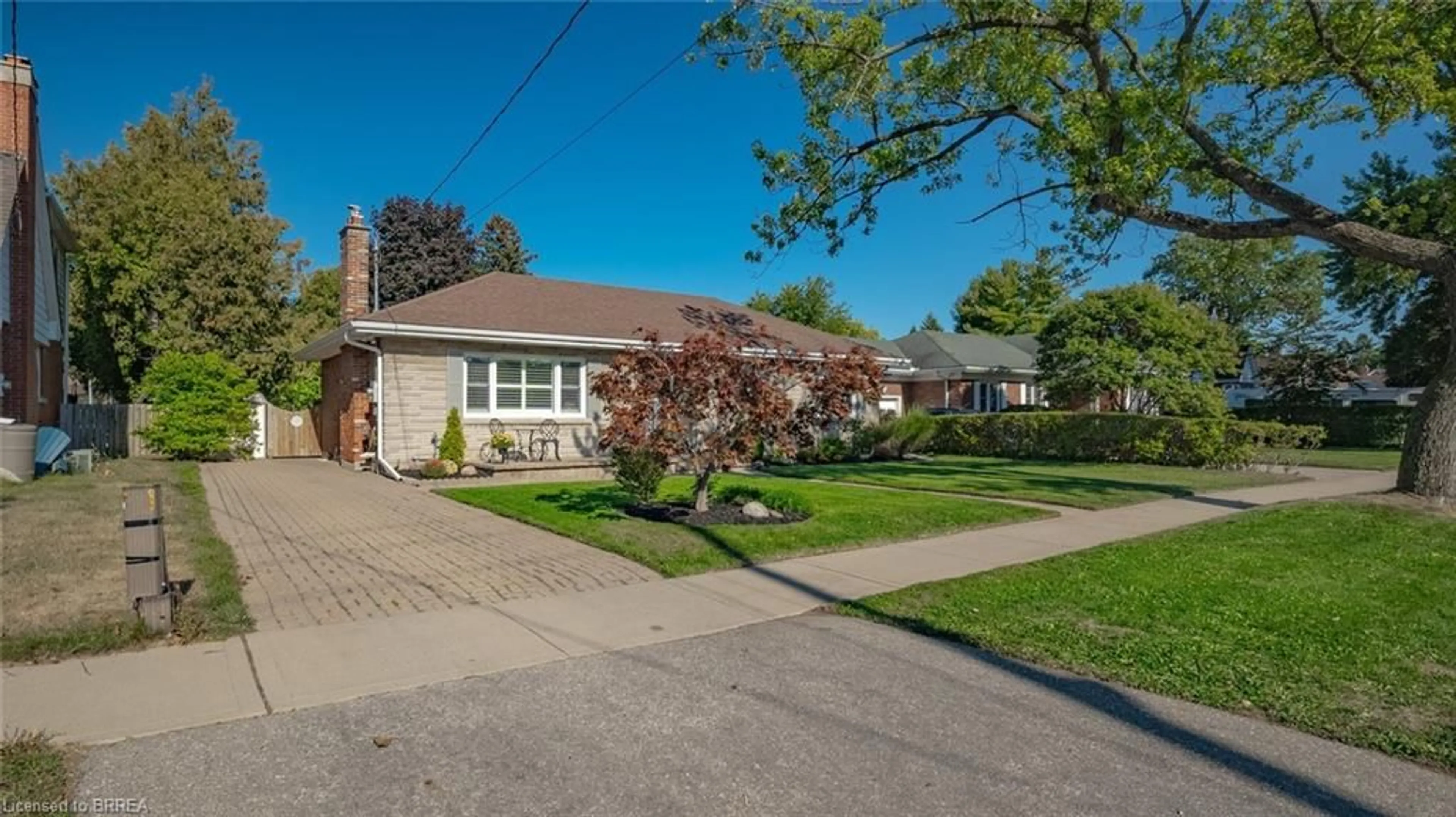 Home with brick exterior material, street for 187 St George St, Brantford Ontario N3R 1W1