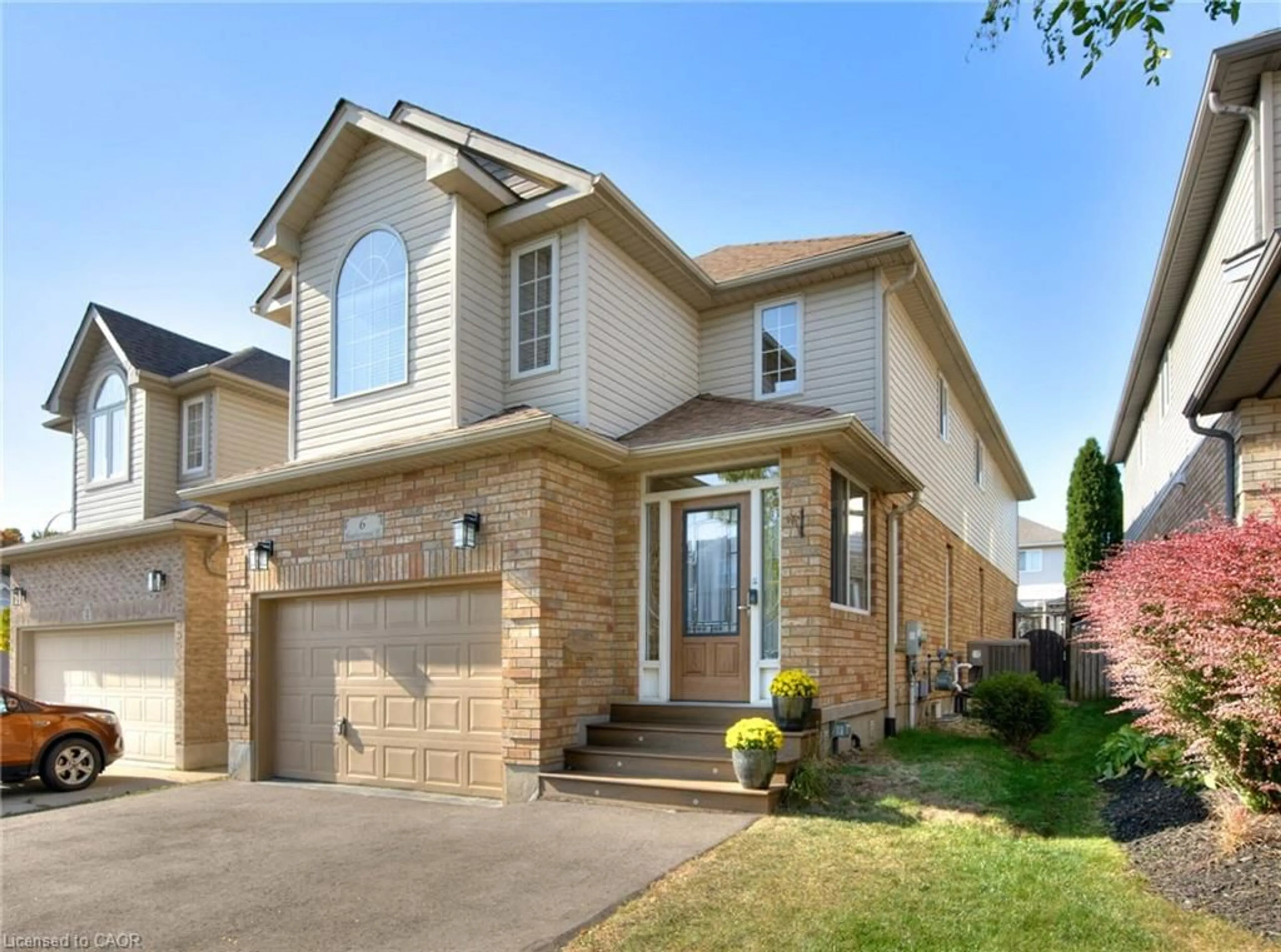 Home with brick exterior material, street for 6 Heatherwood Pl, Kitchener Ontario N2N 3N7