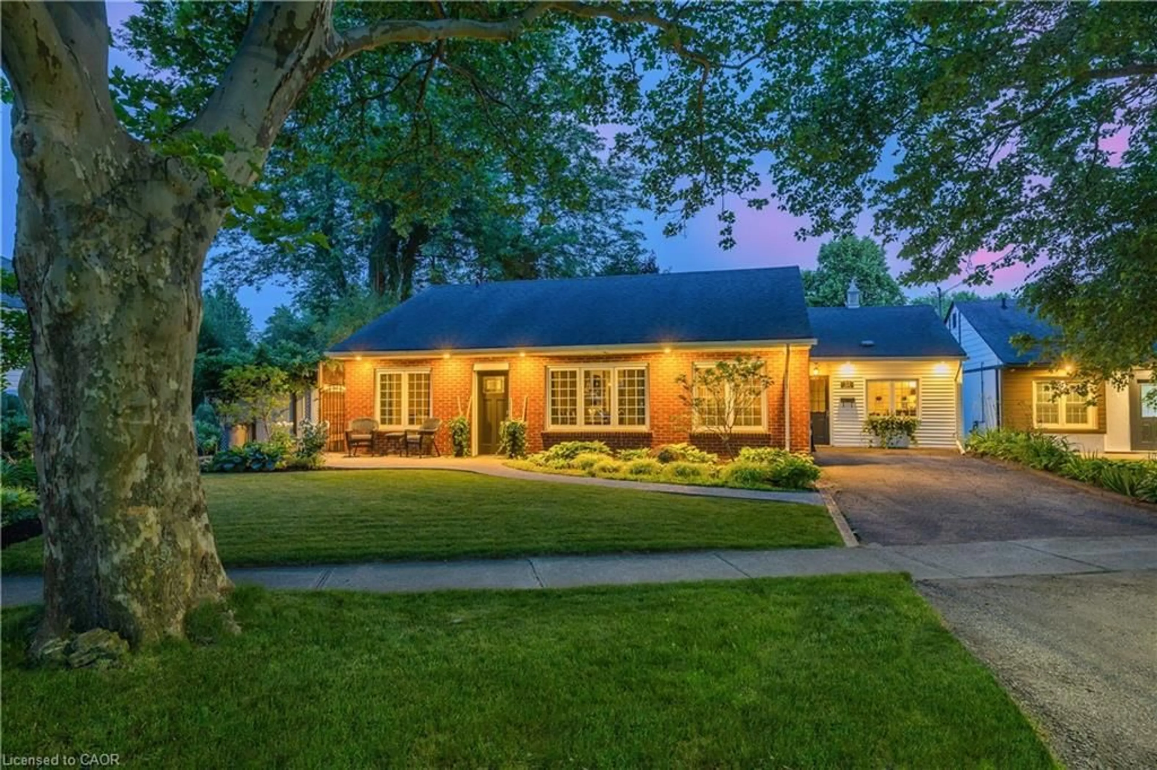 Home with brick exterior material, street for 52 Beamer Ave, St. Catharines Ontario L2M 2L3