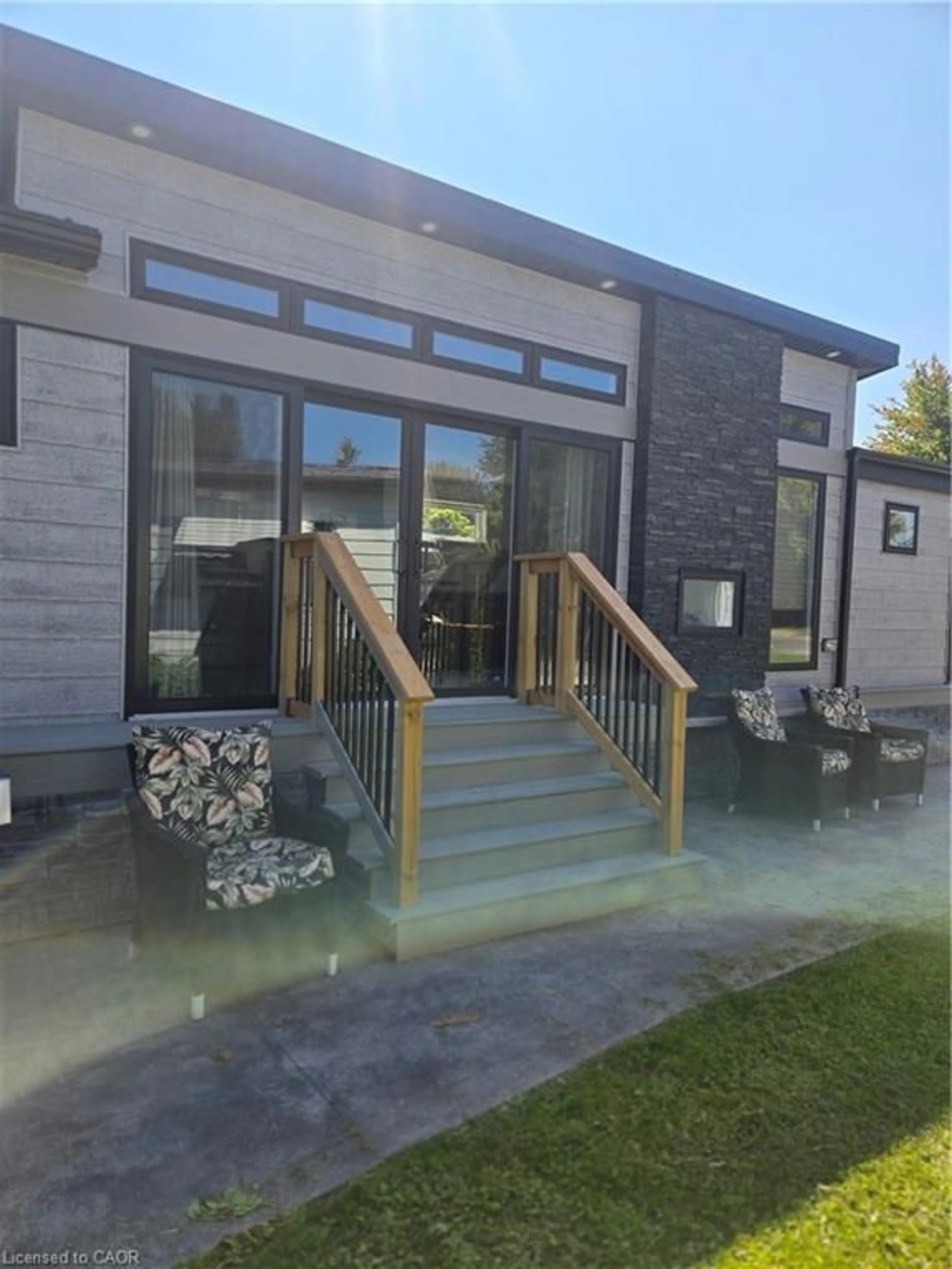 Patio, unknown for 22220 Charing Cross Rd #30, Chatham Ontario N7M 5V8