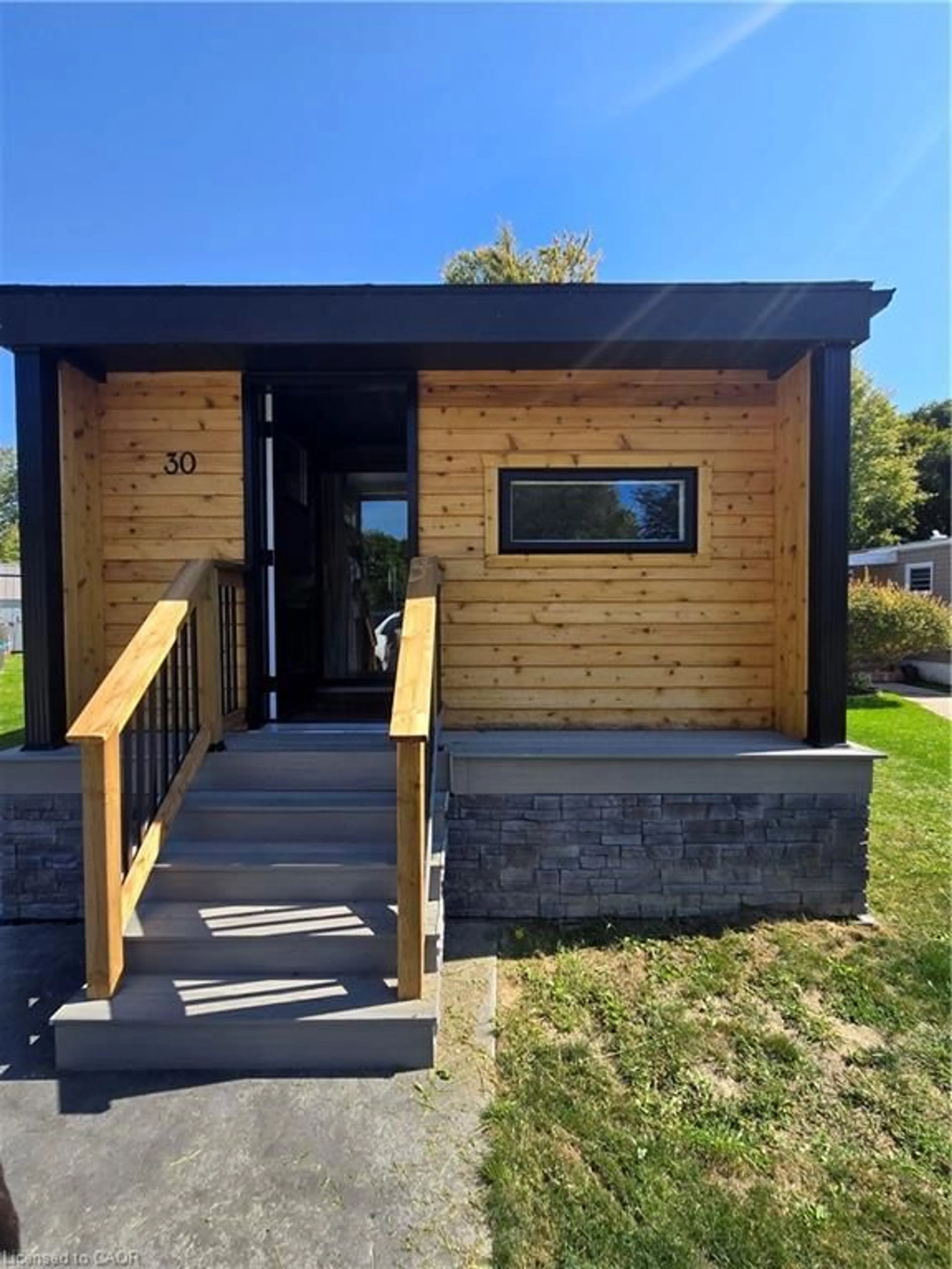 Home with vinyl exterior material, unknown for 22220 Charing Cross Rd #30, Chatham Ontario N7M 5V8