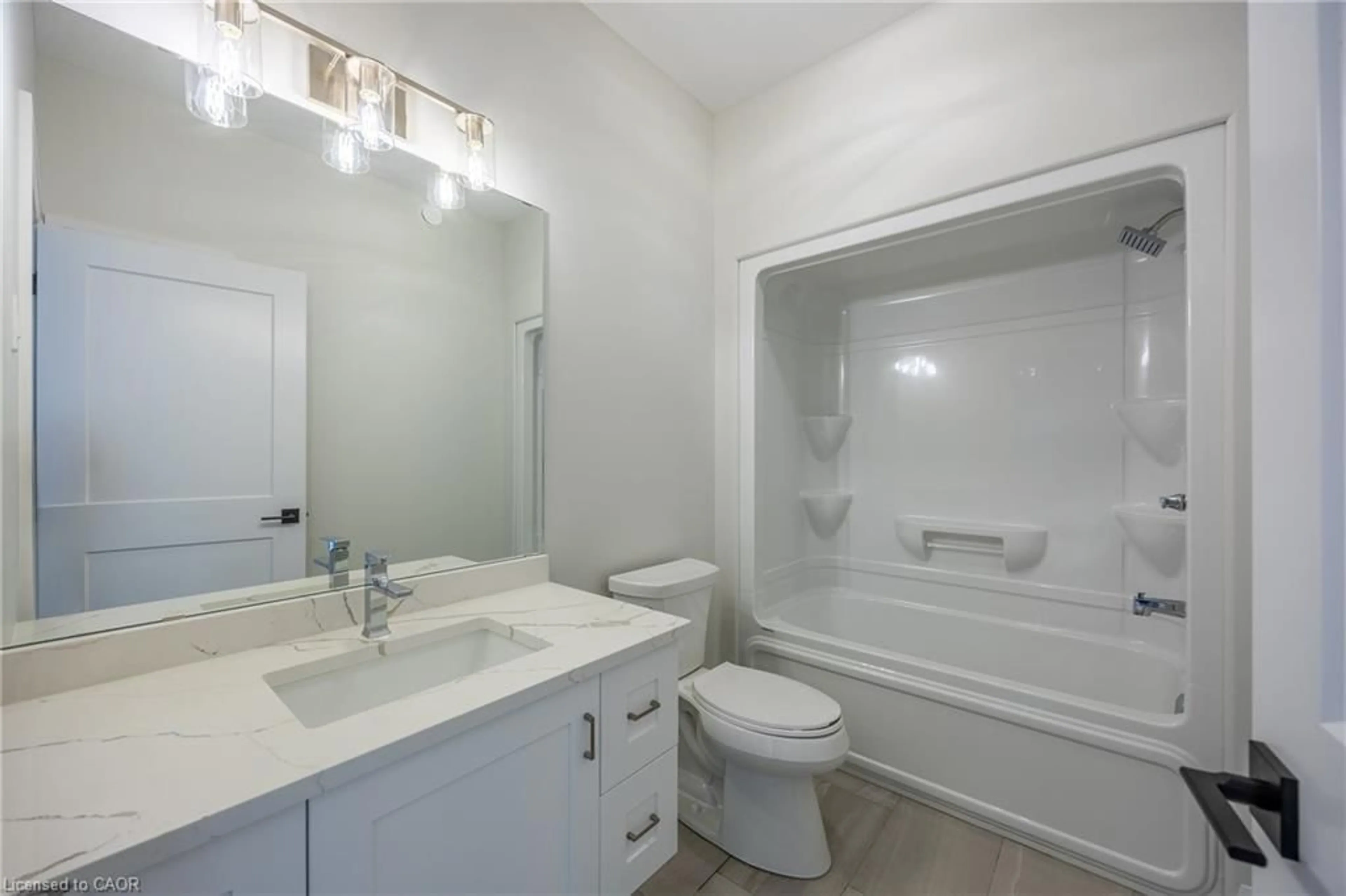 Standard bathroom, ceramic/tile floor for 222 Schooner Dr, Port Dover Ontario N0A 1N3