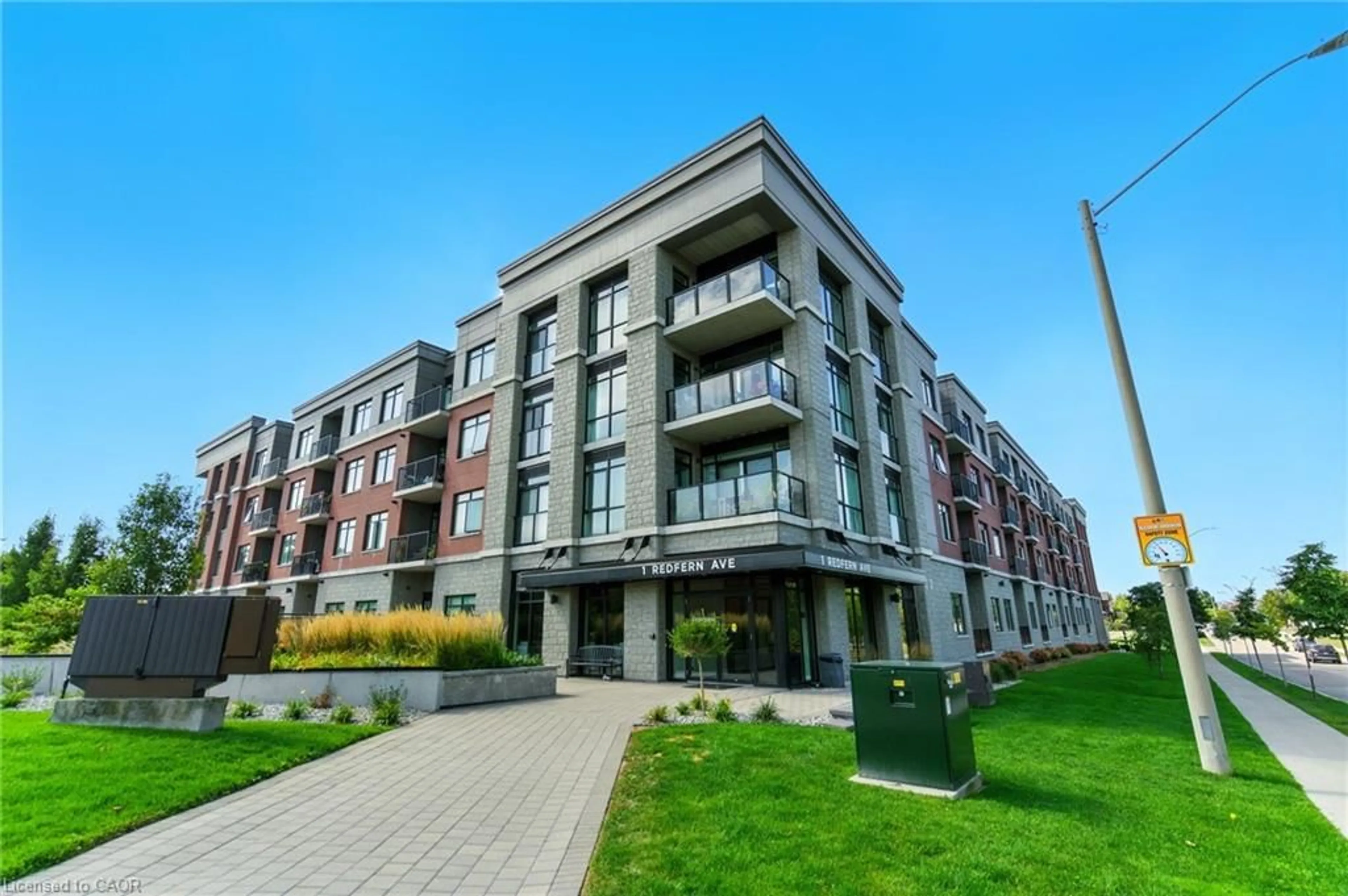 Patio, building for 1 Redfern Ave #304, Hamilton Ontario L9C 0E6
