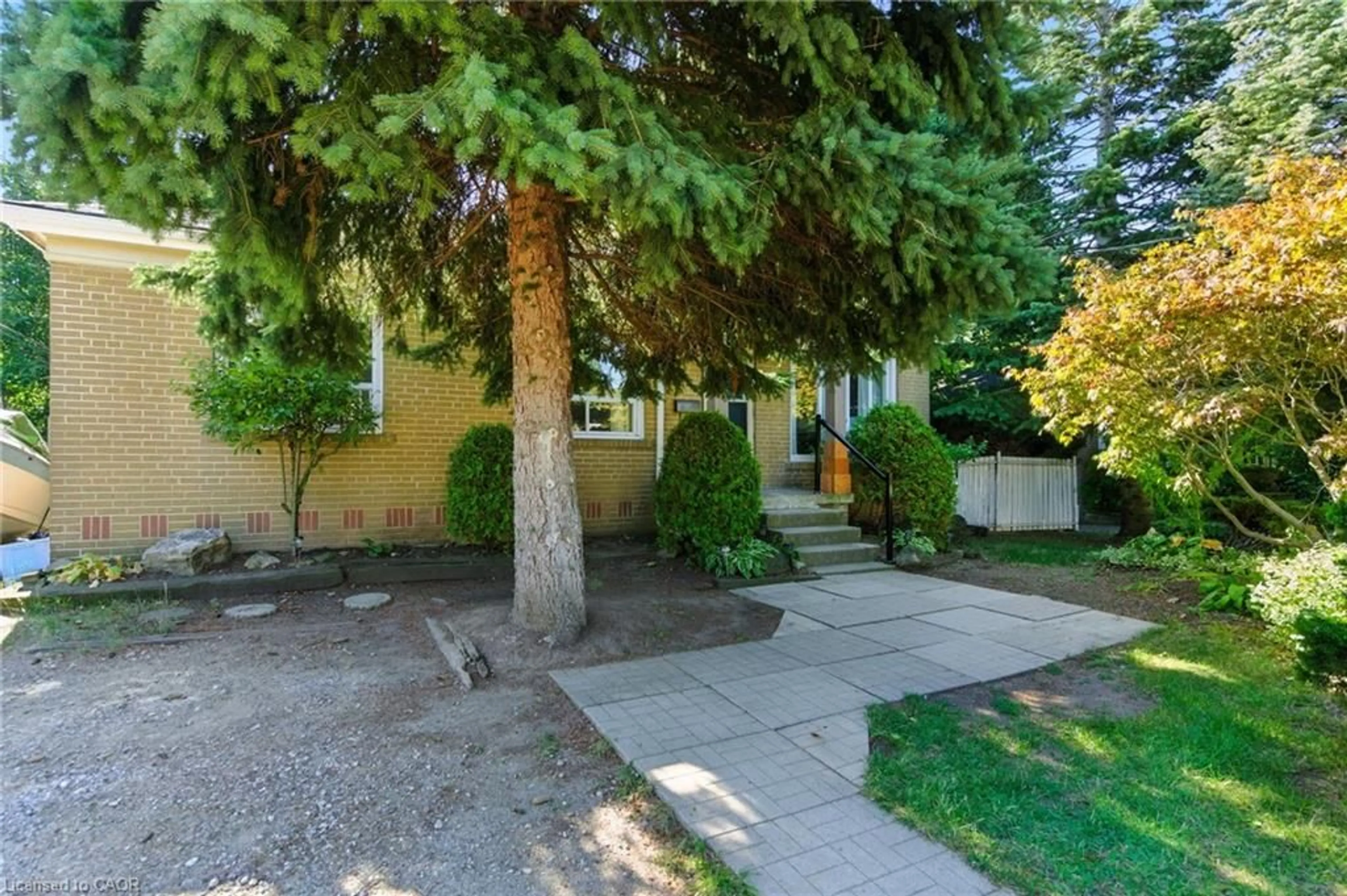 Unknown for 2366 Tait Ave, Burlington Ontario L7P 1G8