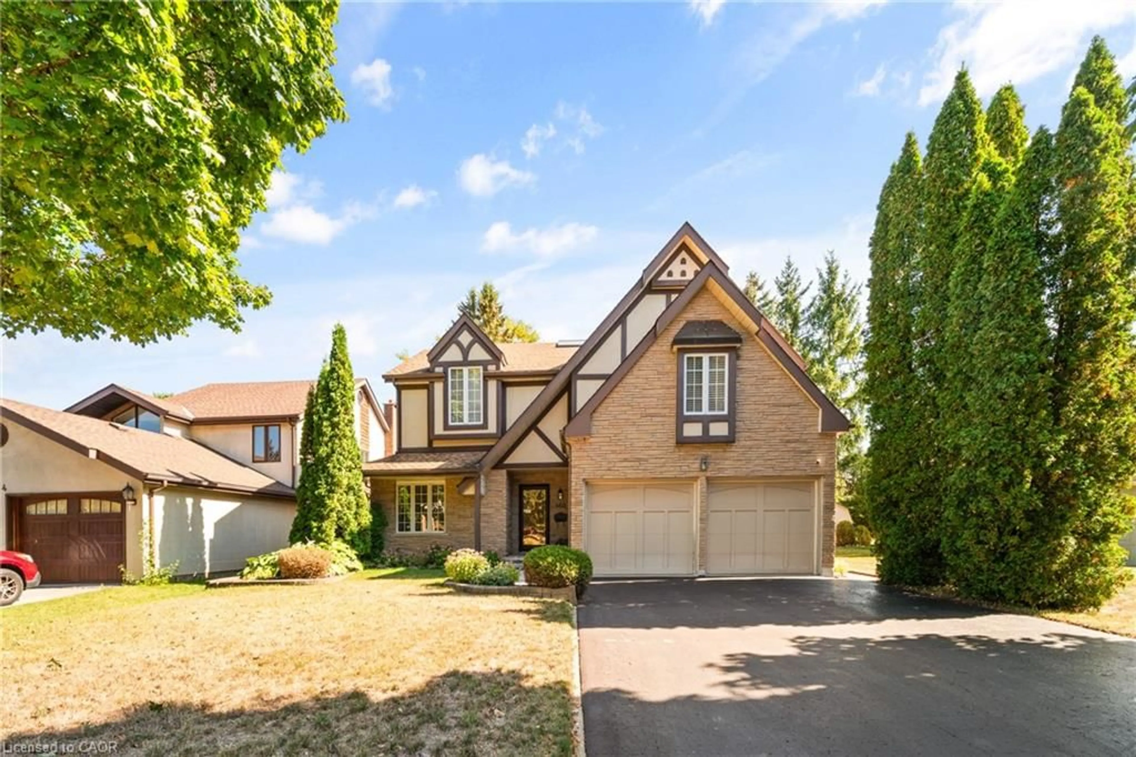 Home with brick exterior material, street for 462 Winchester Dr, Waterloo Ontario N2T 1K5