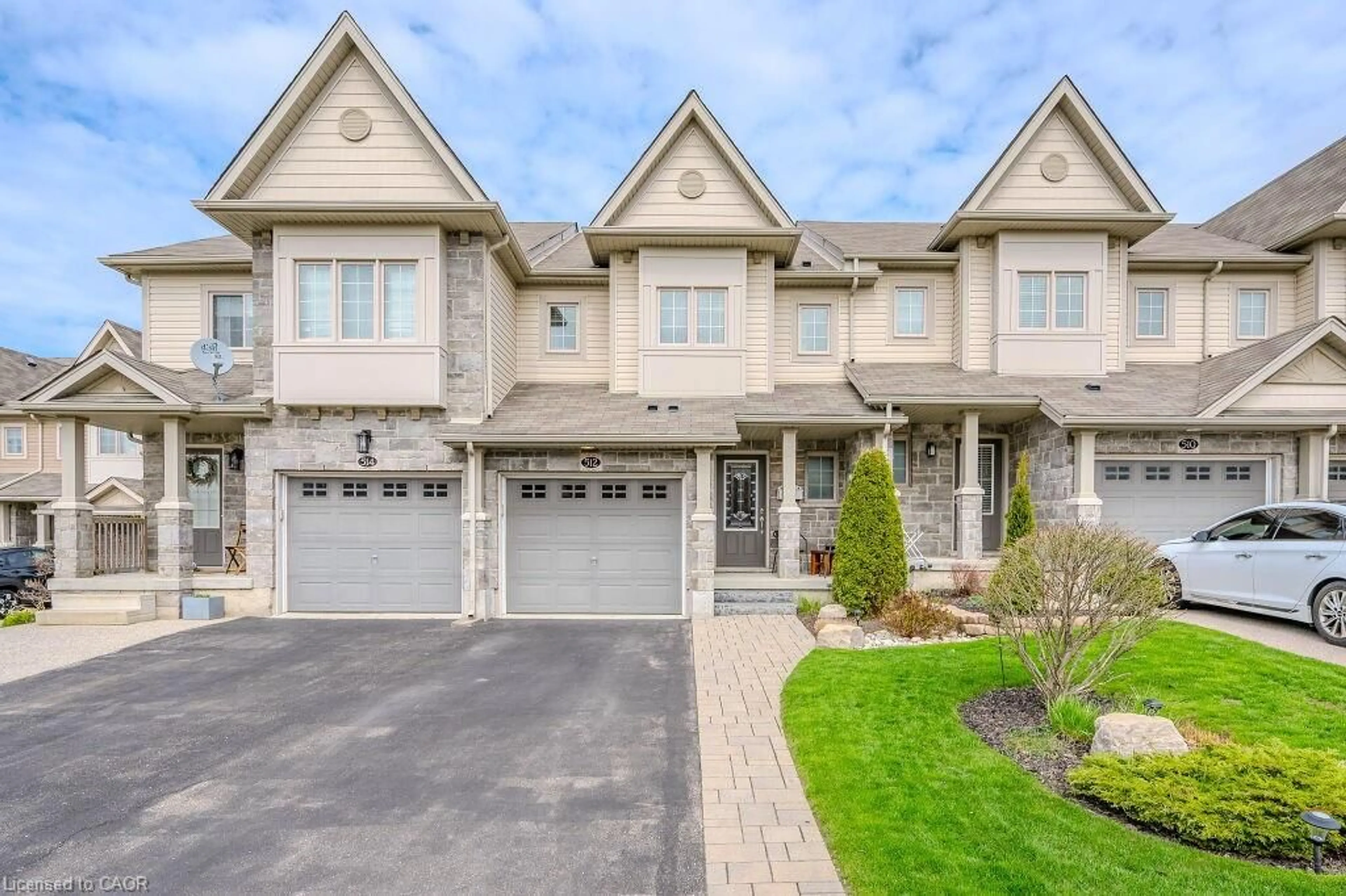 Home with brick exterior material, street for 512 Northbrook Pl, Kitchener Ontario N2R 0A3
