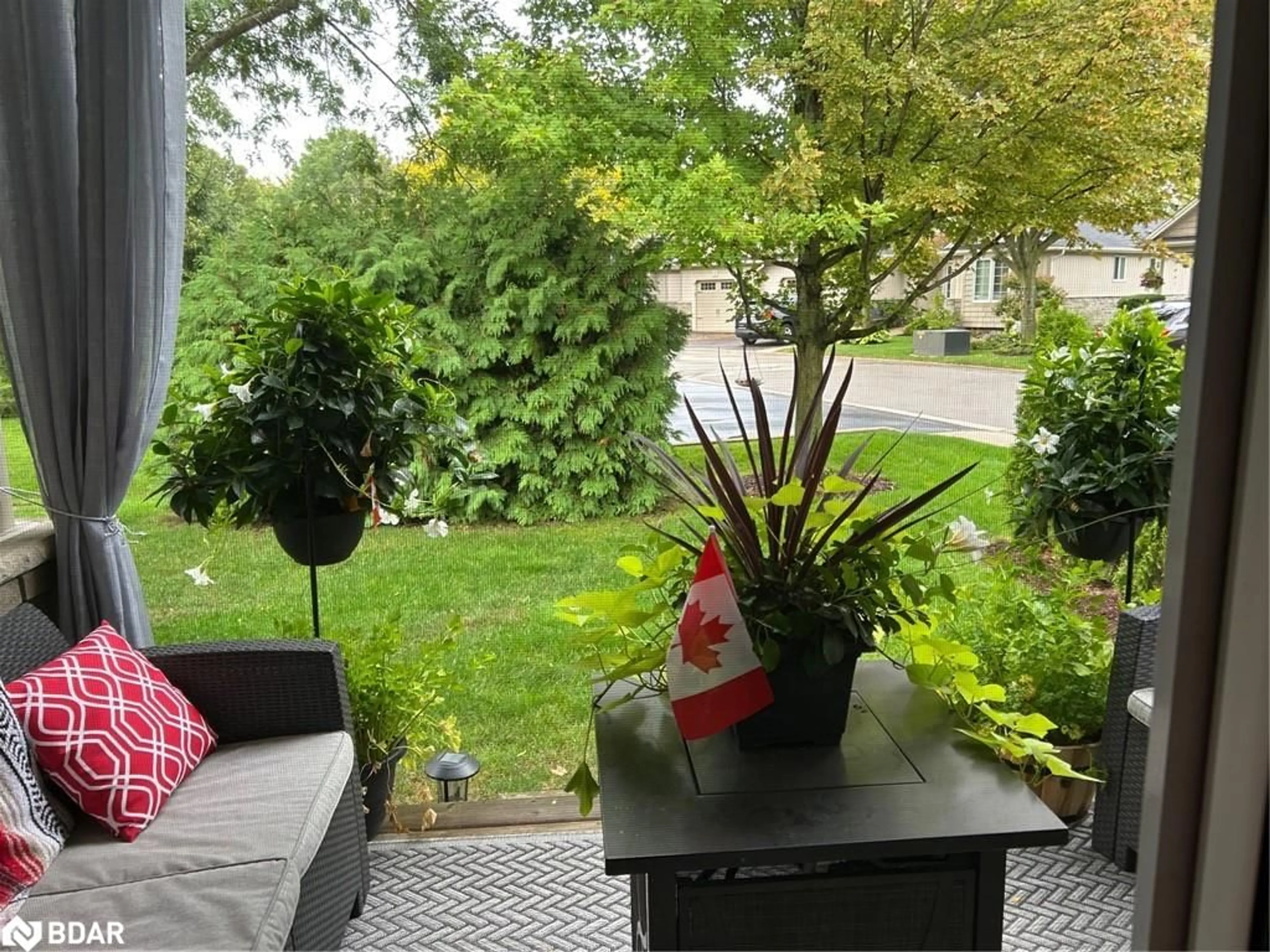 Patio, unknown for 20 Jenny Cres #21, Smithville Ontario L0R 2A0