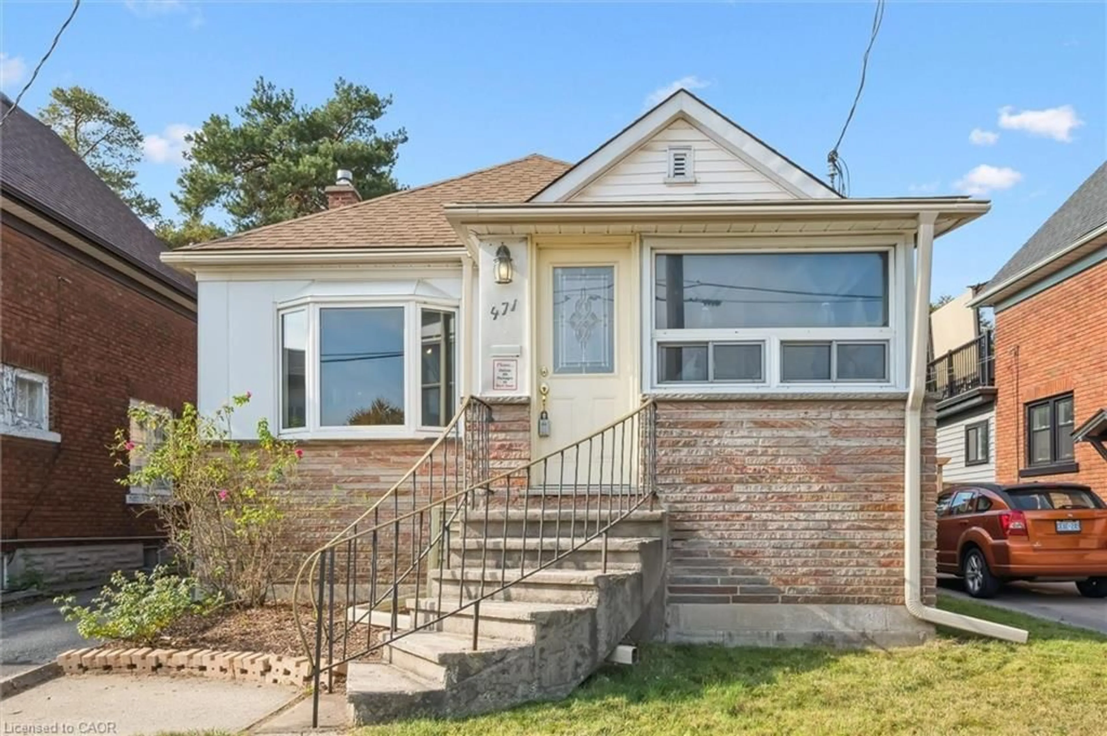 Home with brick exterior material, street for 471 Nyberg St, Kitchener Ontario N2G 2Z2