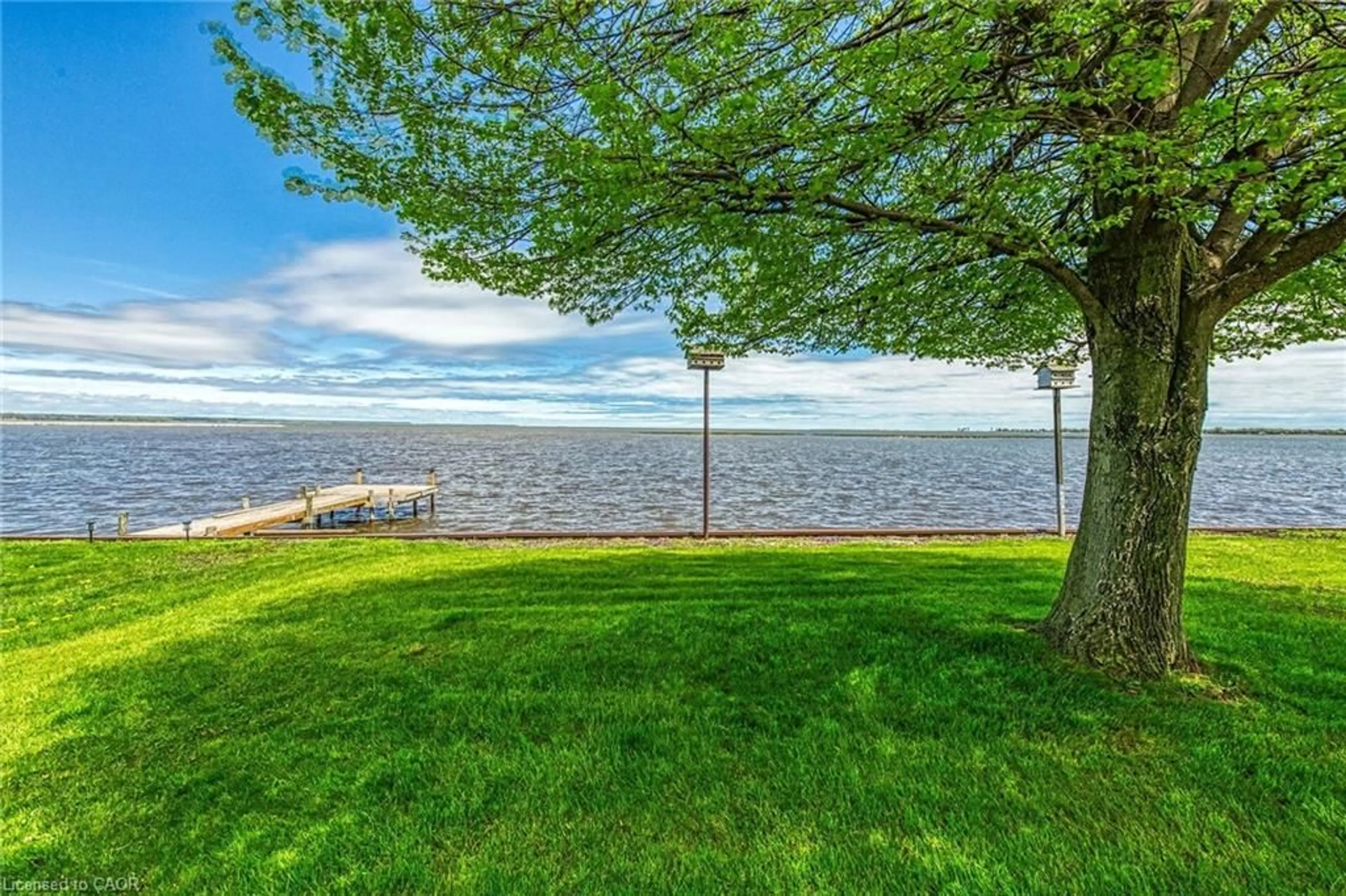 Patio, water/lake/river/ocean view for 794 59 Hwy, Port Rowan Ontario N0E 1M0
