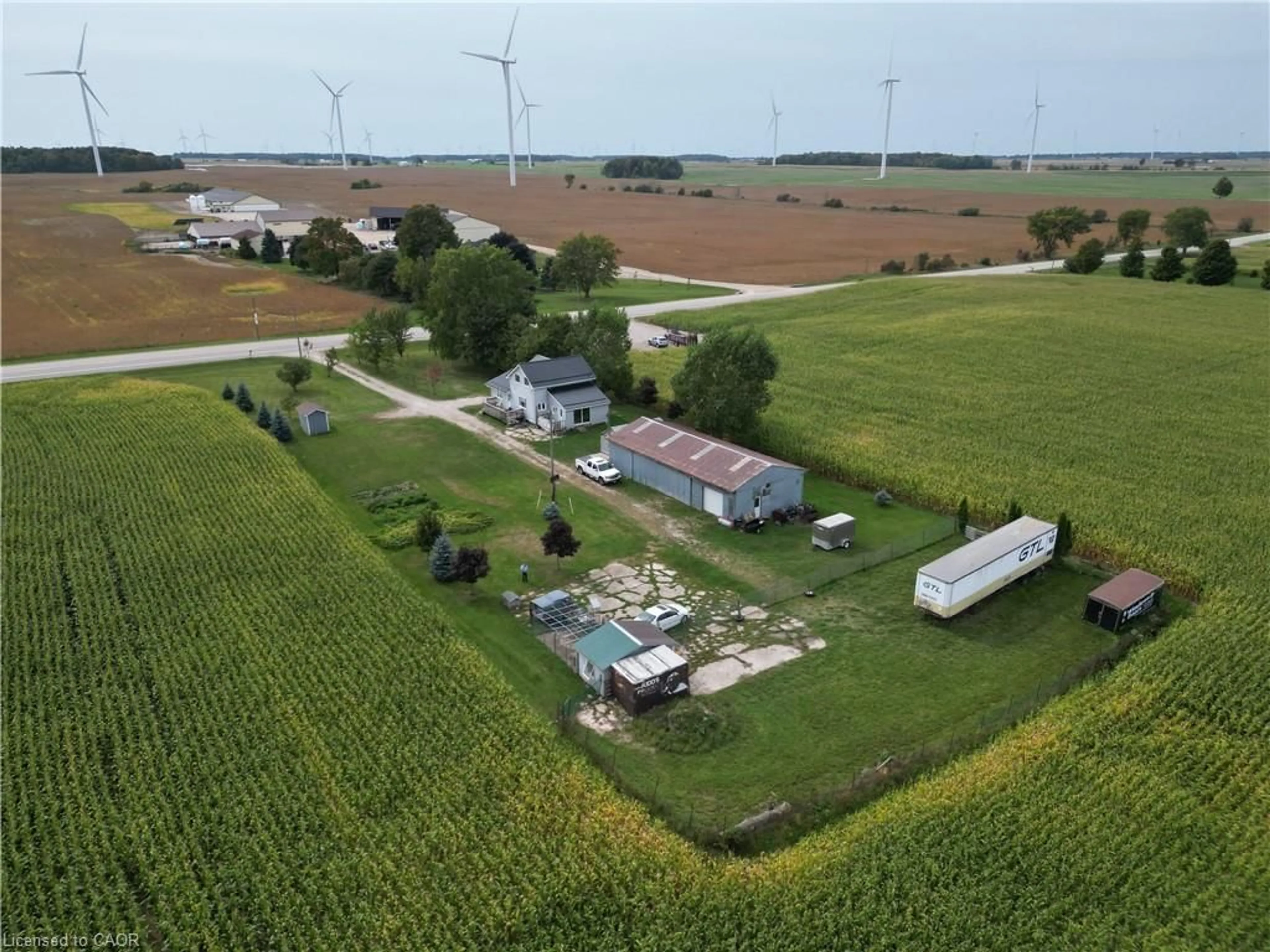 A pic from outside/outdoor area/front of a property/back of a property/a pic from drone, building for 1716 Bruce Rd 86 Rd, Lucknow Ontario N0G 2H0