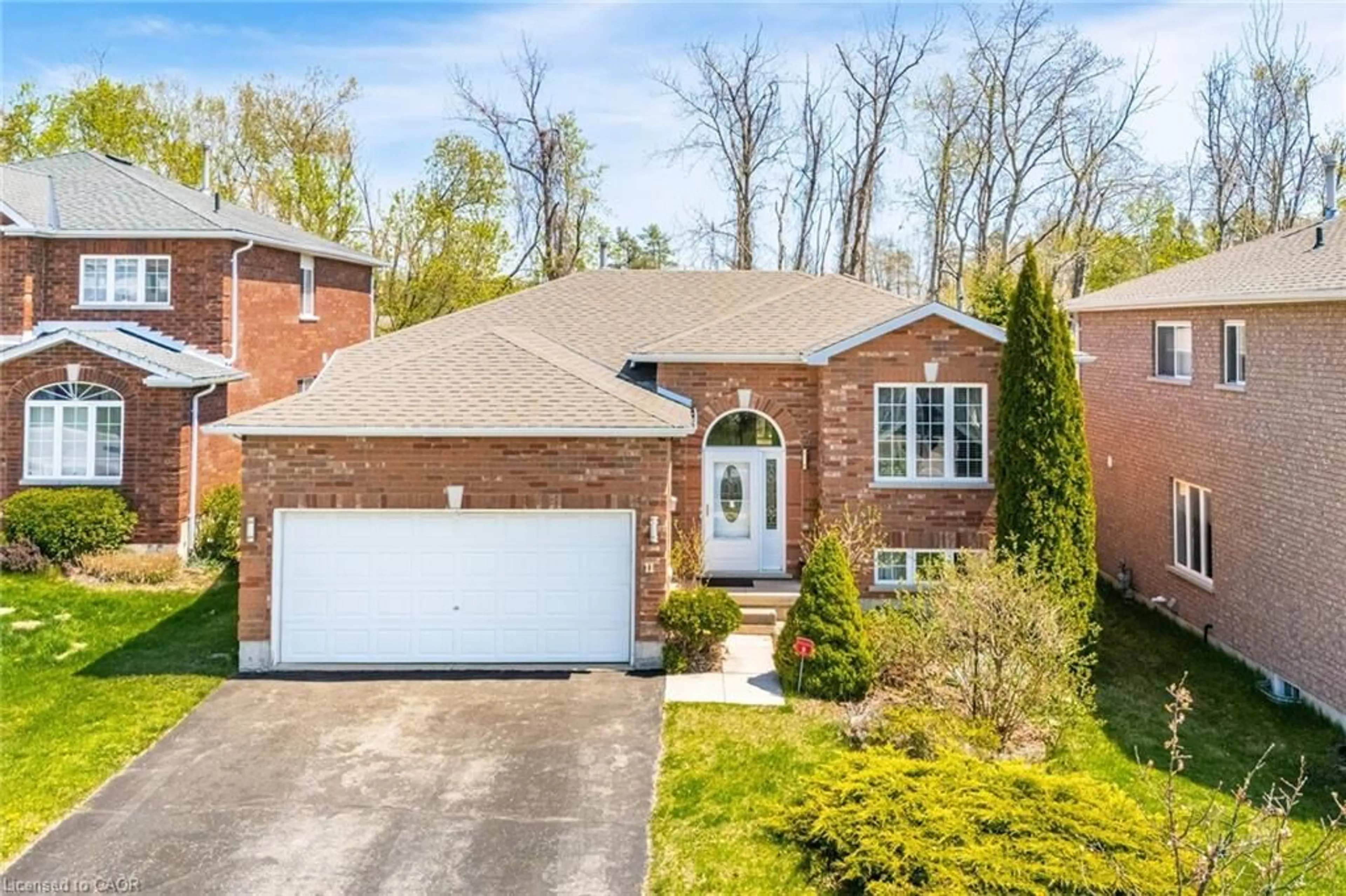 Home with brick exterior material, street for 11 Jagges Dr, Barrie Ontario L4N 0X1