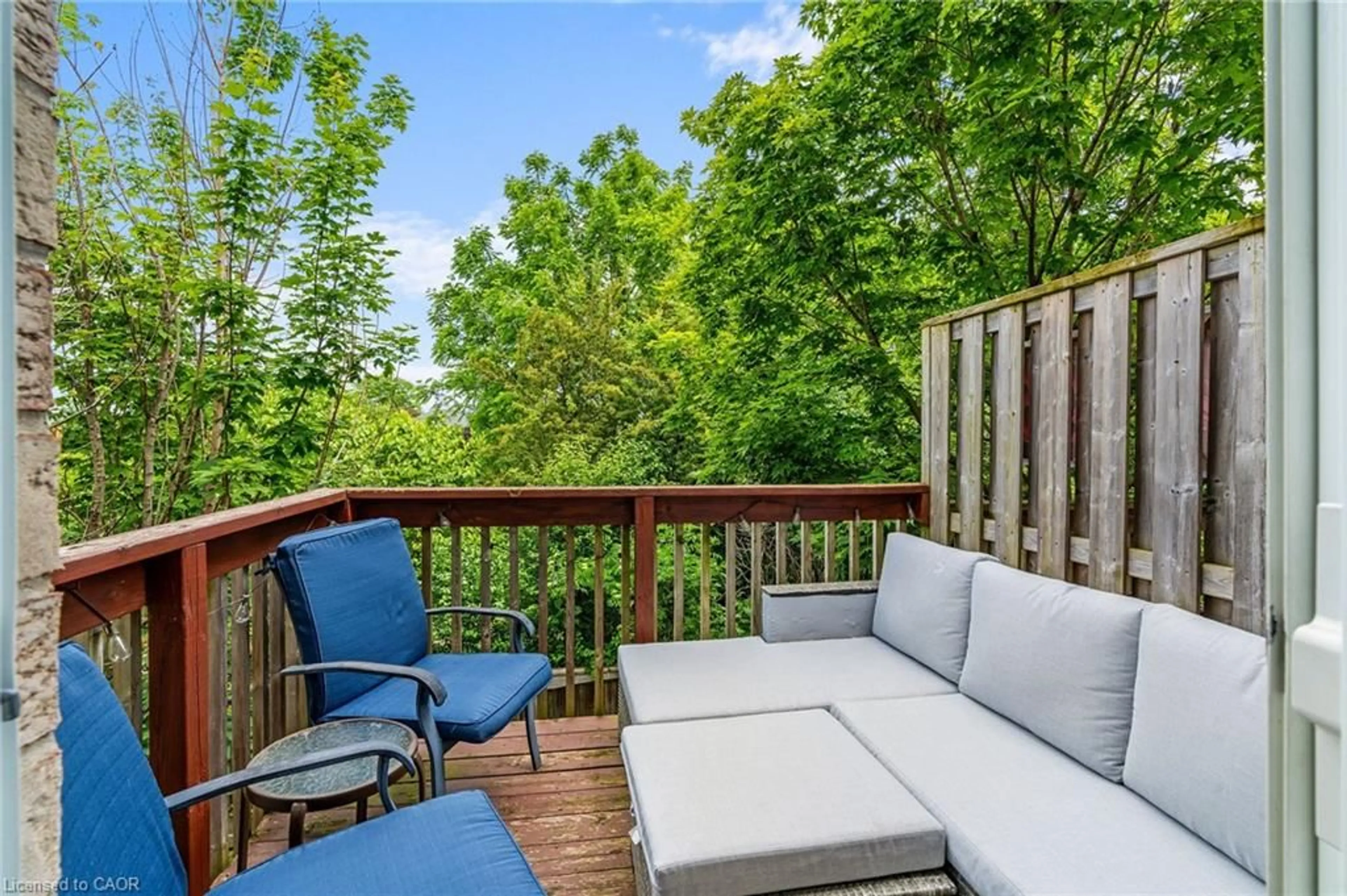Patio, water/lake/river/ocean view for 6995 Glory Crt #9, Mississauga Ontario L5N 7E2