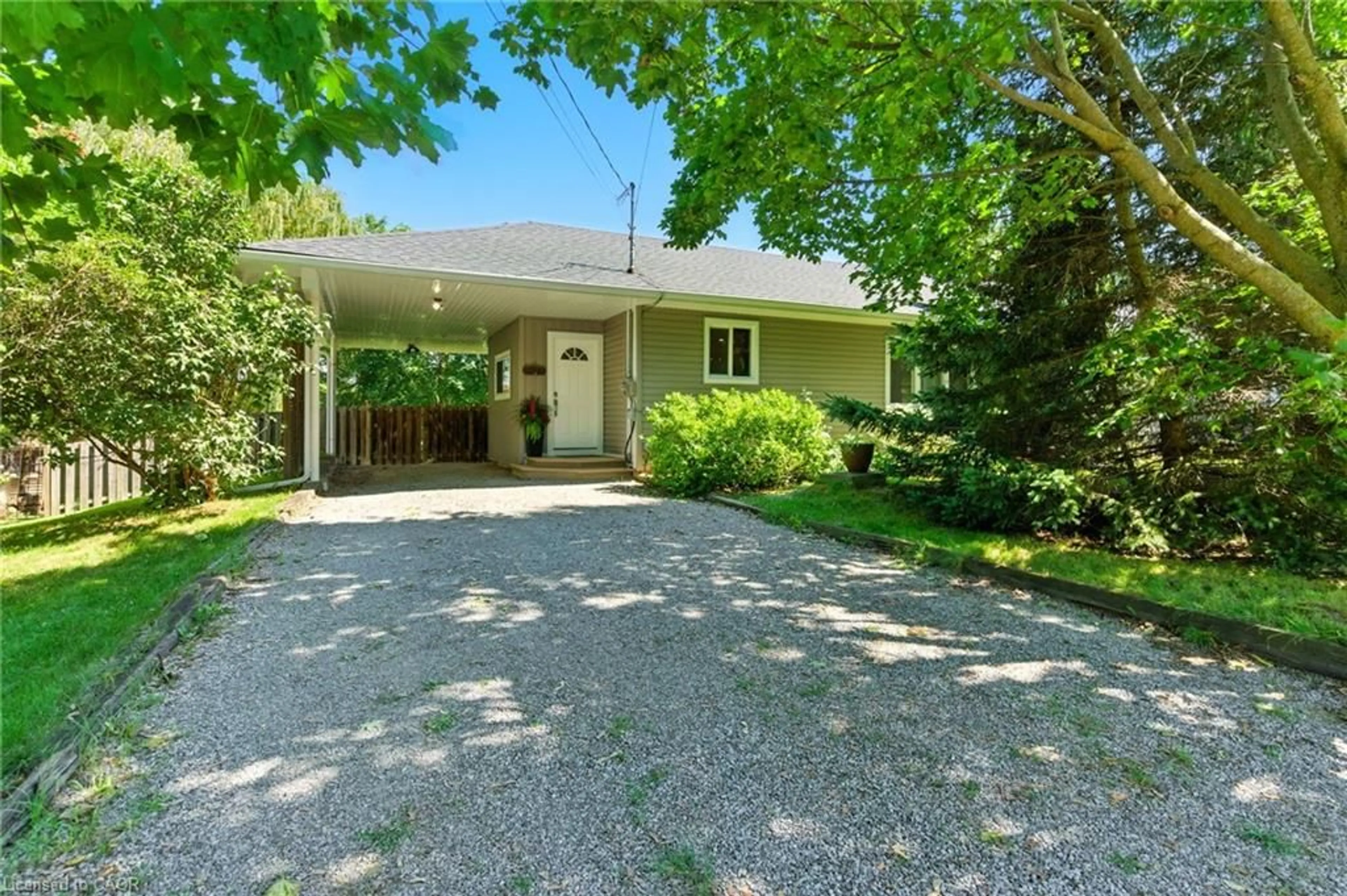 Unknown for 2340 Clifton St, Thorold Ontario L0S 1A0
