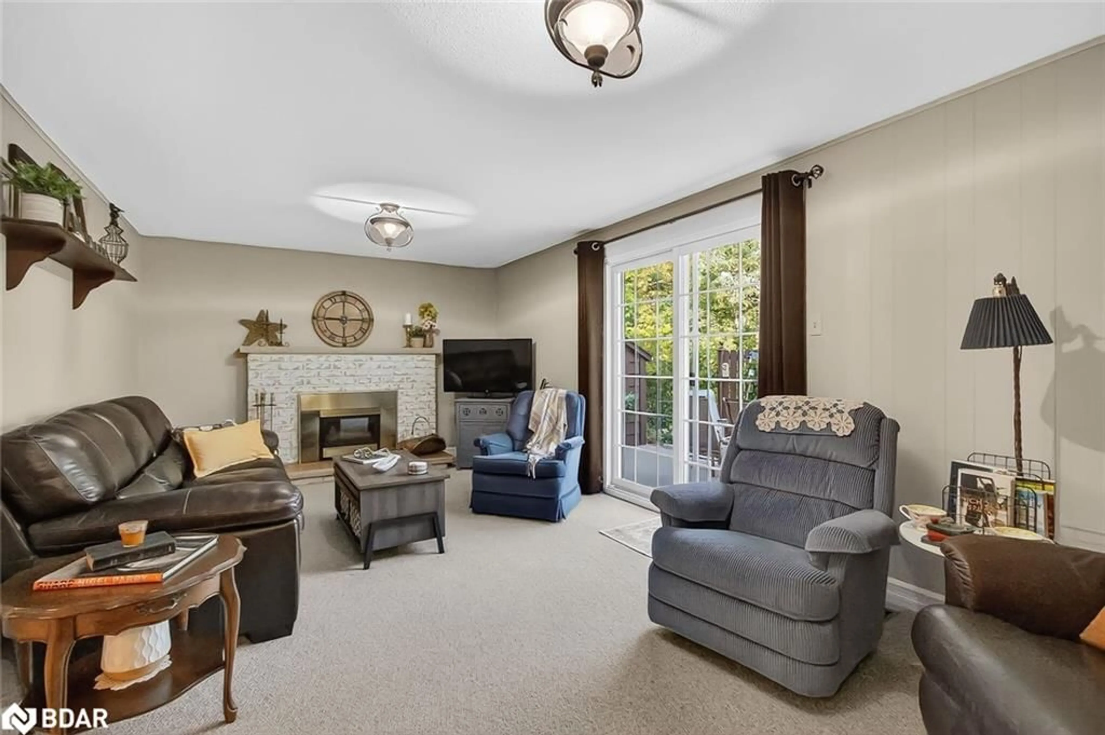 Living room with furniture, unknown for 1 Jason Crt, London Ontario N6J 2B9