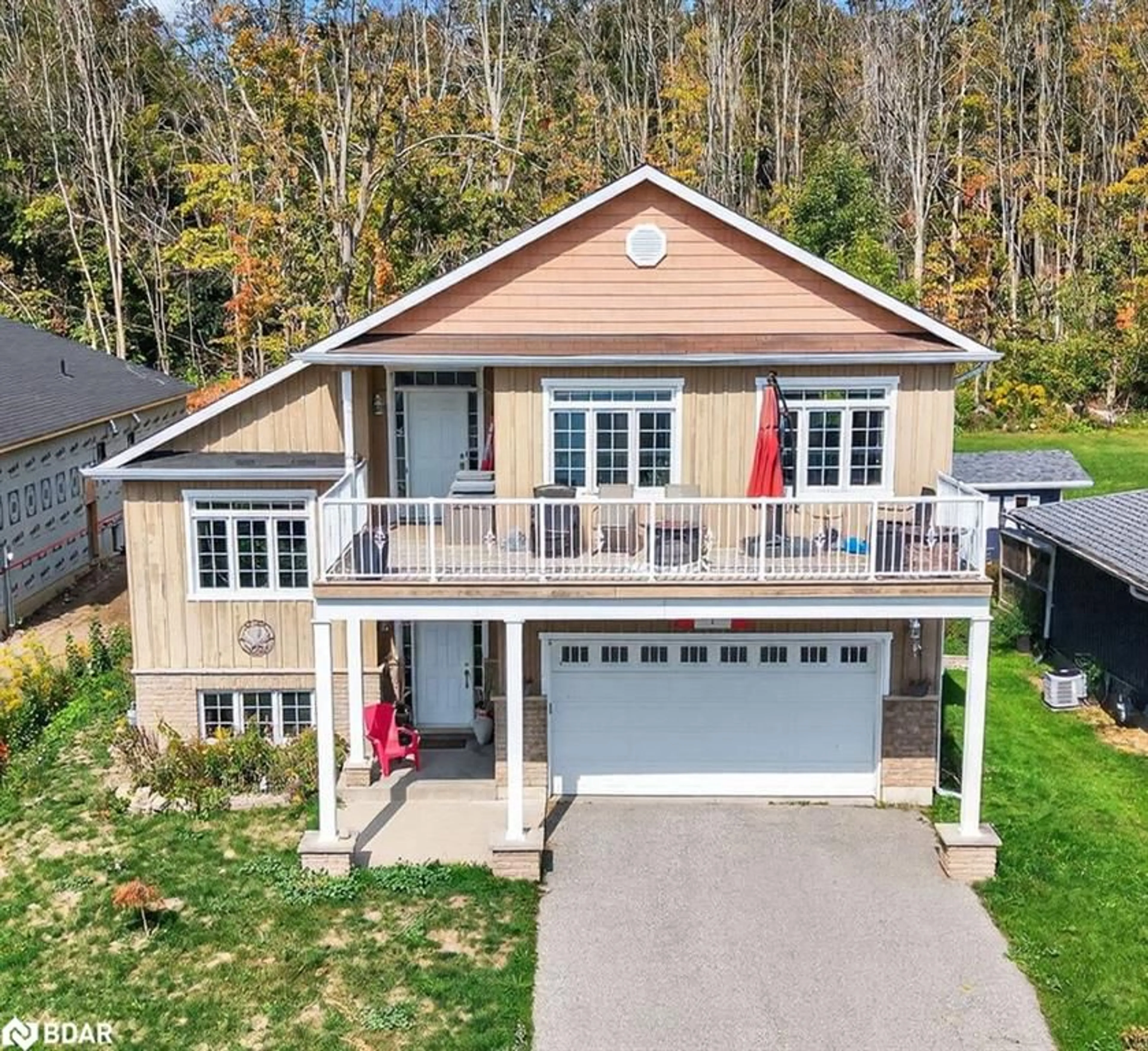 A pic from outside/outdoor area/front of a property/back of a property/a pic from drone, unknown for 2258 Lakeshore Rd, Oro-Medonte Ontario L0L 1T0