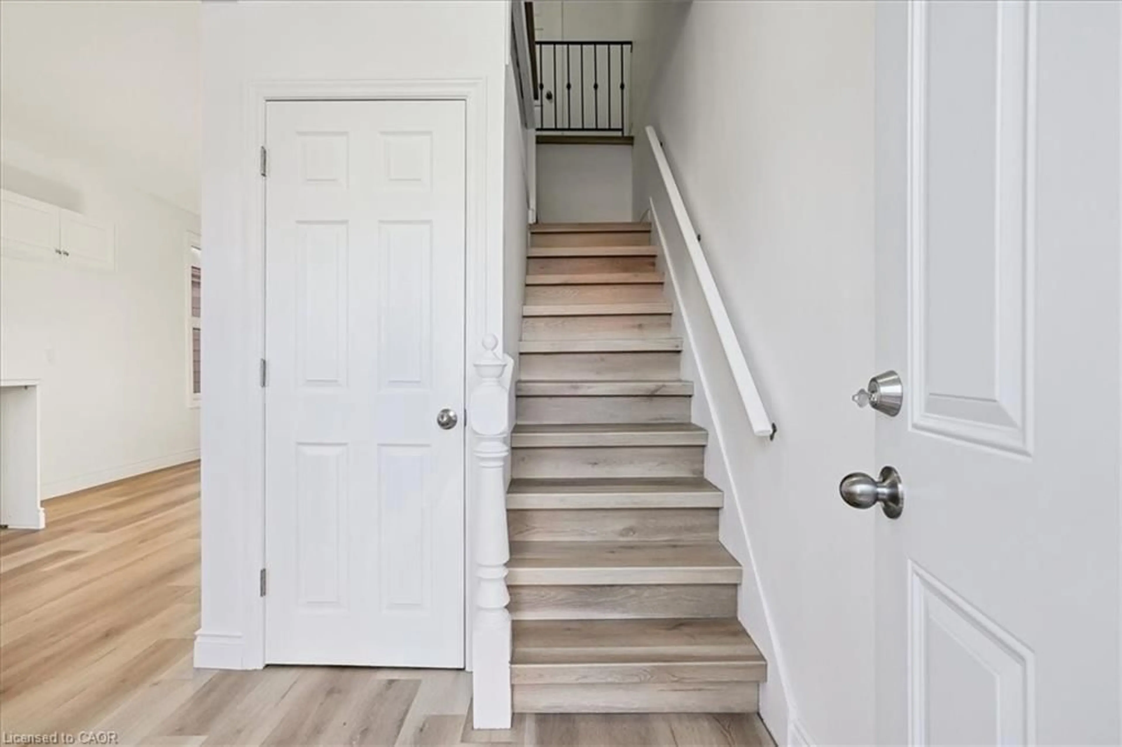 Unknown for 49 Clyde St, Hamilton Ontario L8L 5R5