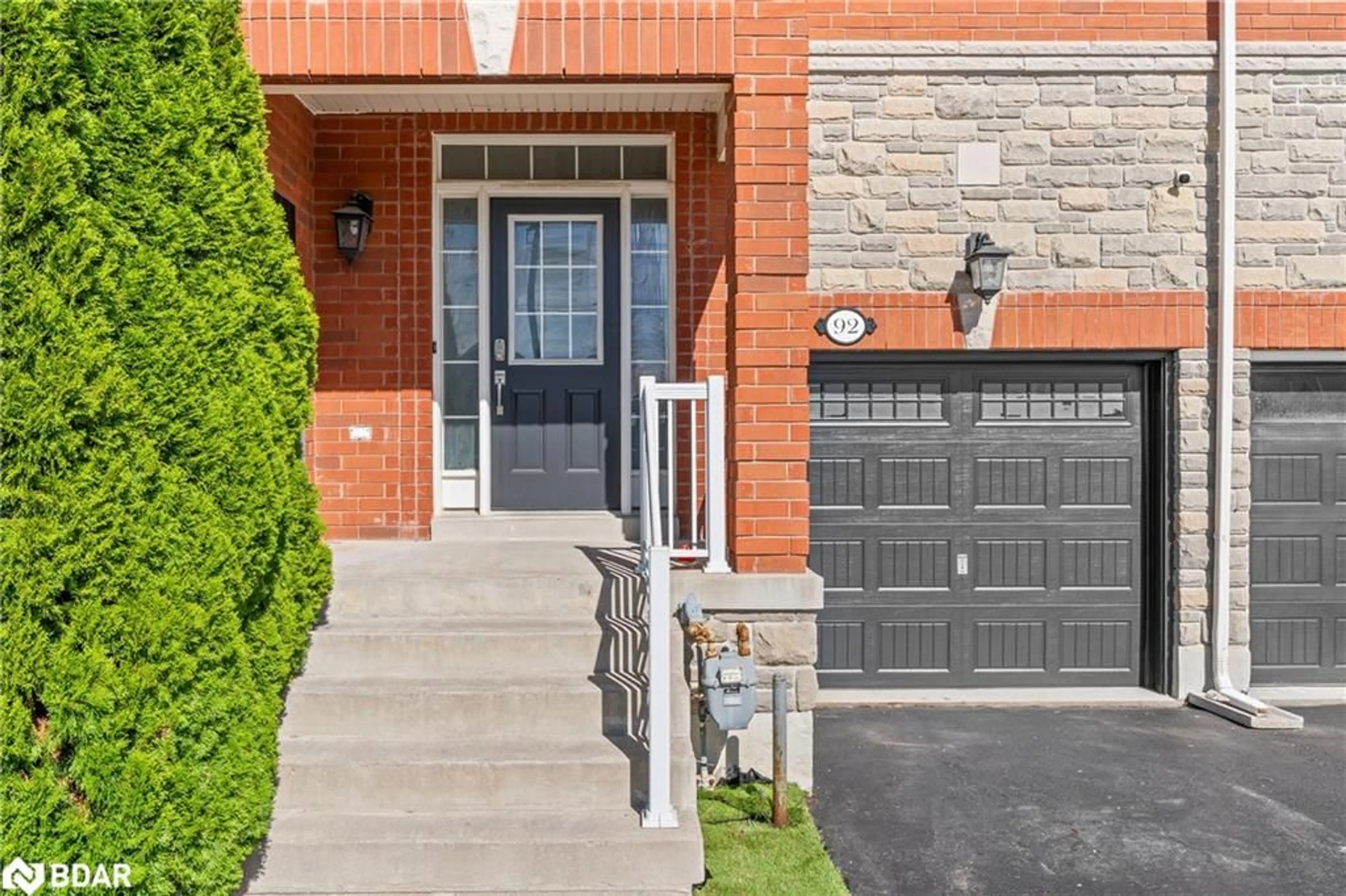 Home with brick exterior material, street for 92 Mccann Cres, Bradford Ontario L3Z 0M5
