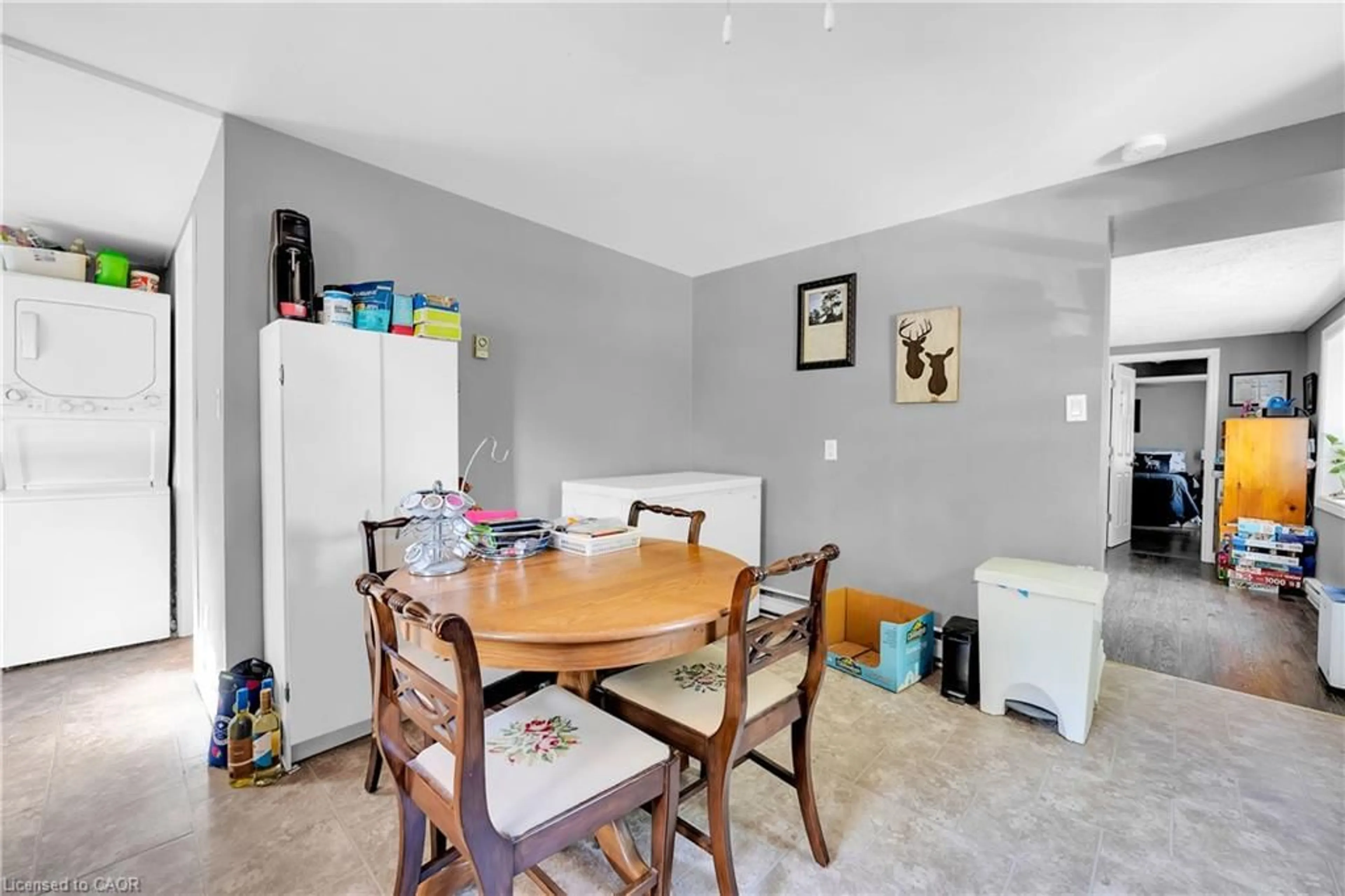 Dining room, unknown for 4249 Academy St, Beamsville Ontario L3J 0R5