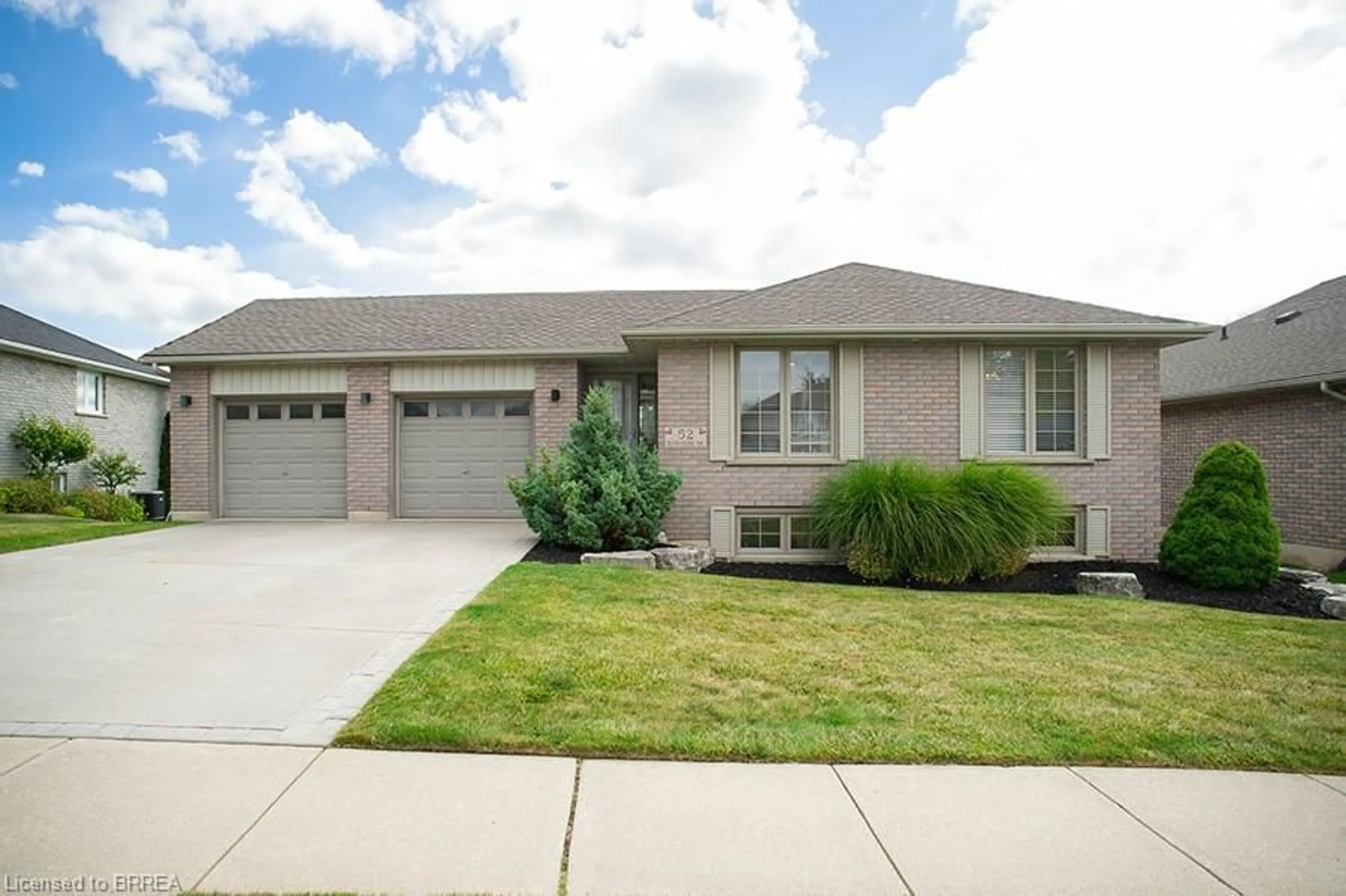 Home with vinyl exterior material, street for 52 Sunnyside Dr, St. George Ontario N0E 1N0