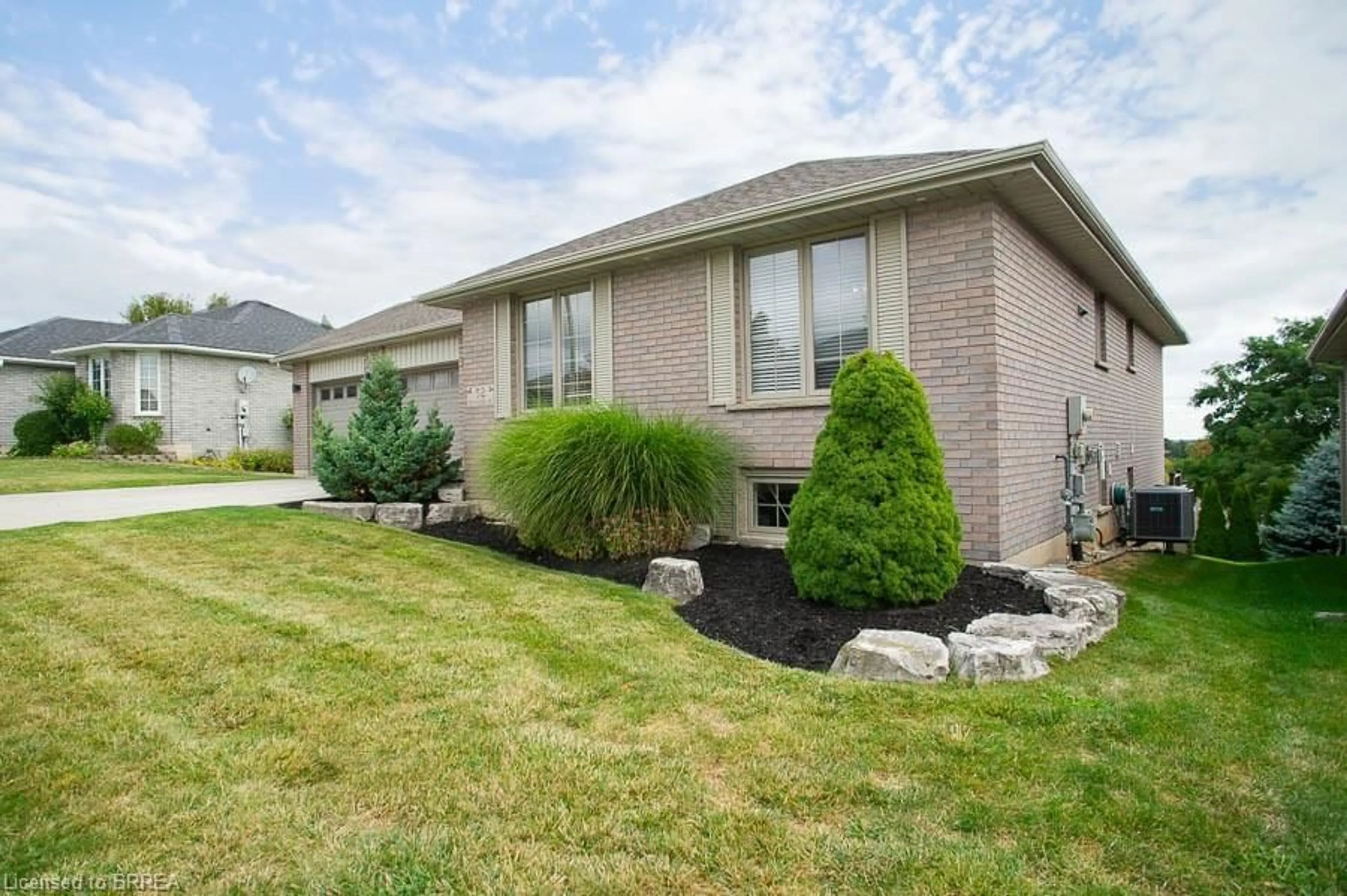 Home with brick exterior material, street for 52 Sunnyside Dr, St. George Ontario N0E 1N0