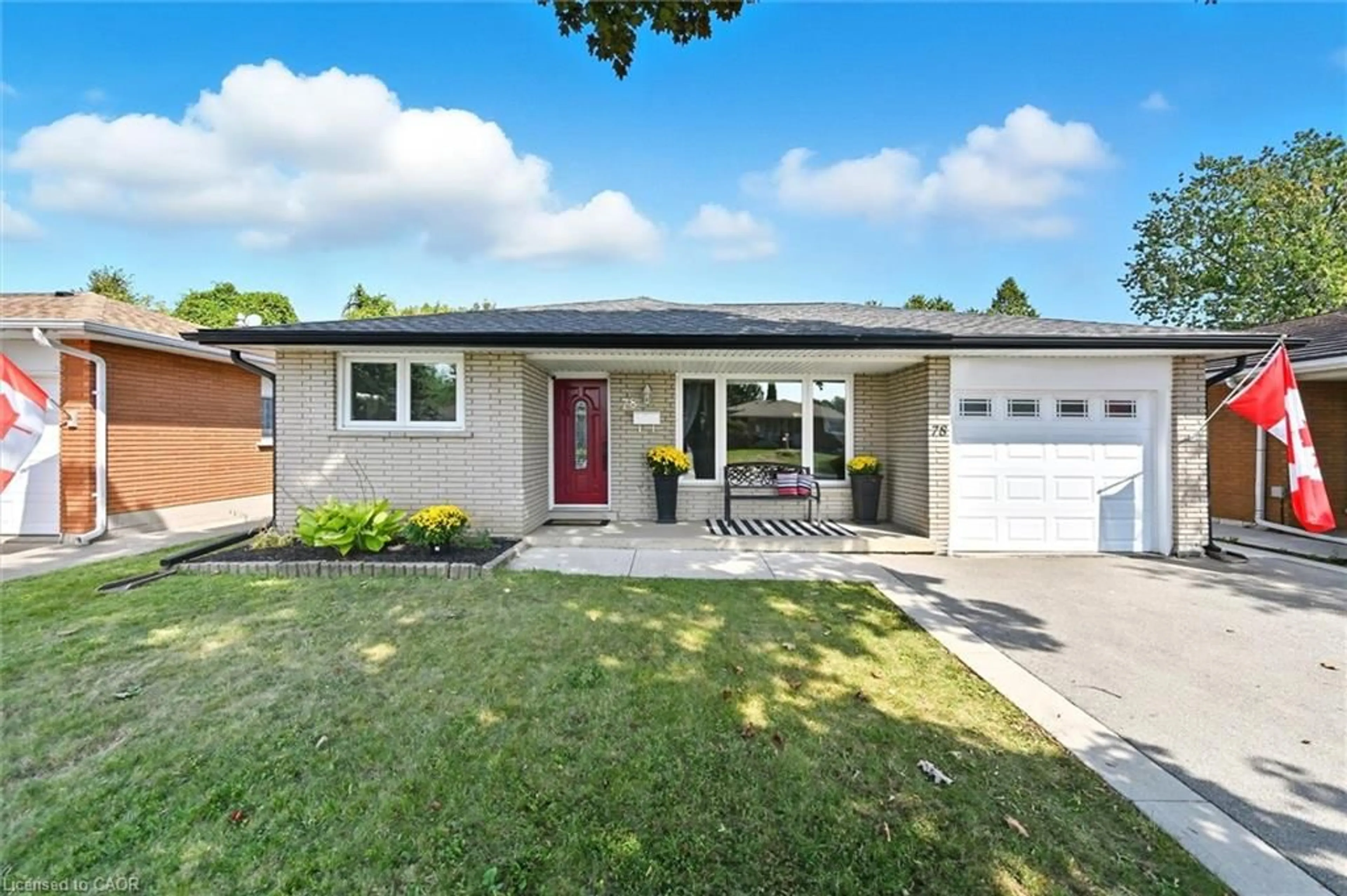 Home with vinyl exterior material, street for 78 Gardiner Dr, Hamilton Ontario L9C 4V2