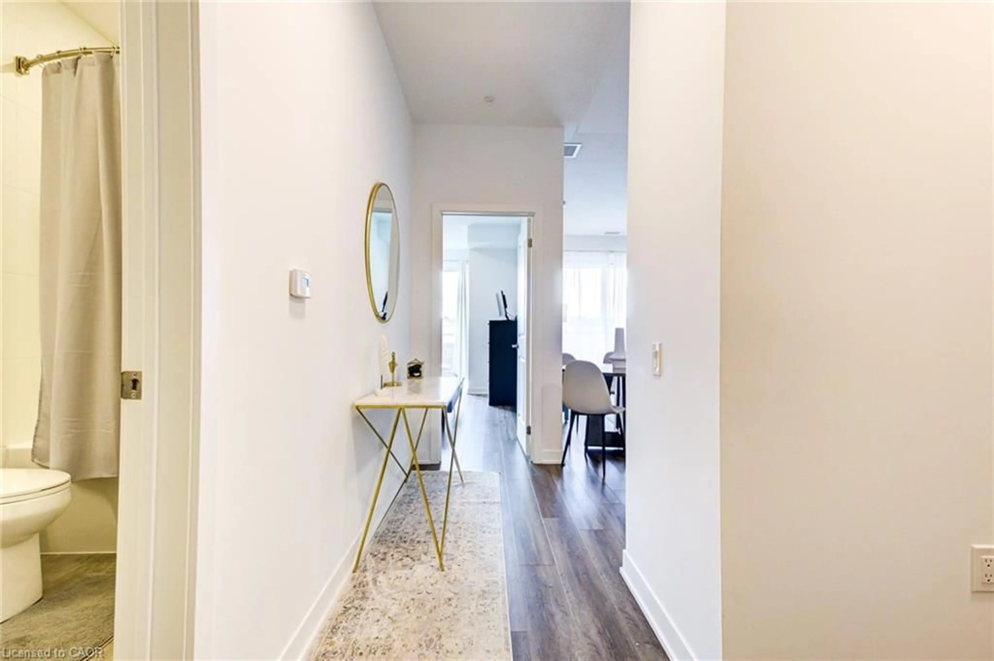 Indoor entryway for 385 Artic Red Dr #418, Oshawa Ontario L1L 0W9