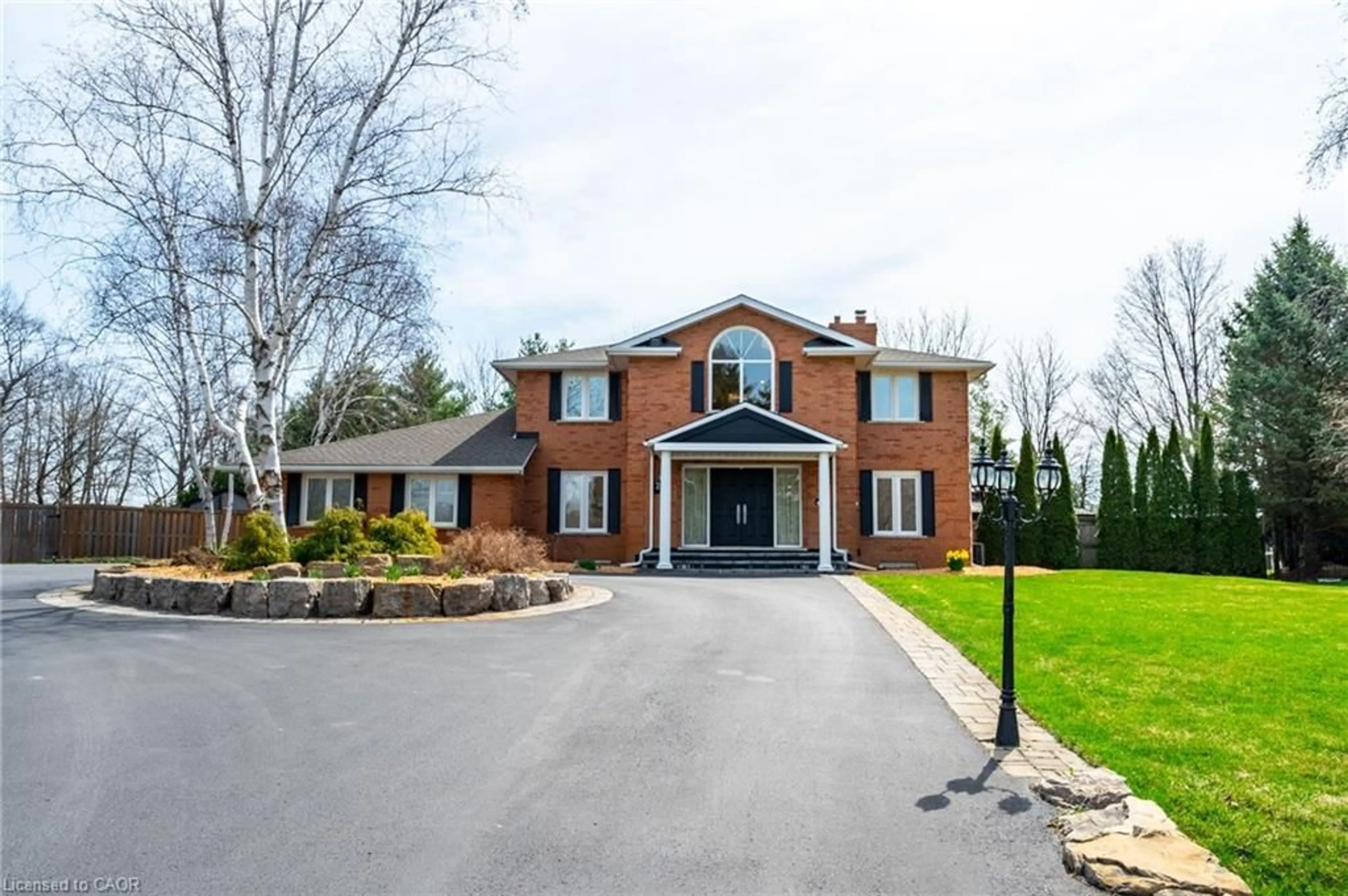 Home with brick exterior material, unknown for 24 John Martin Cres, Flamborough Ontario L8B 0Z9