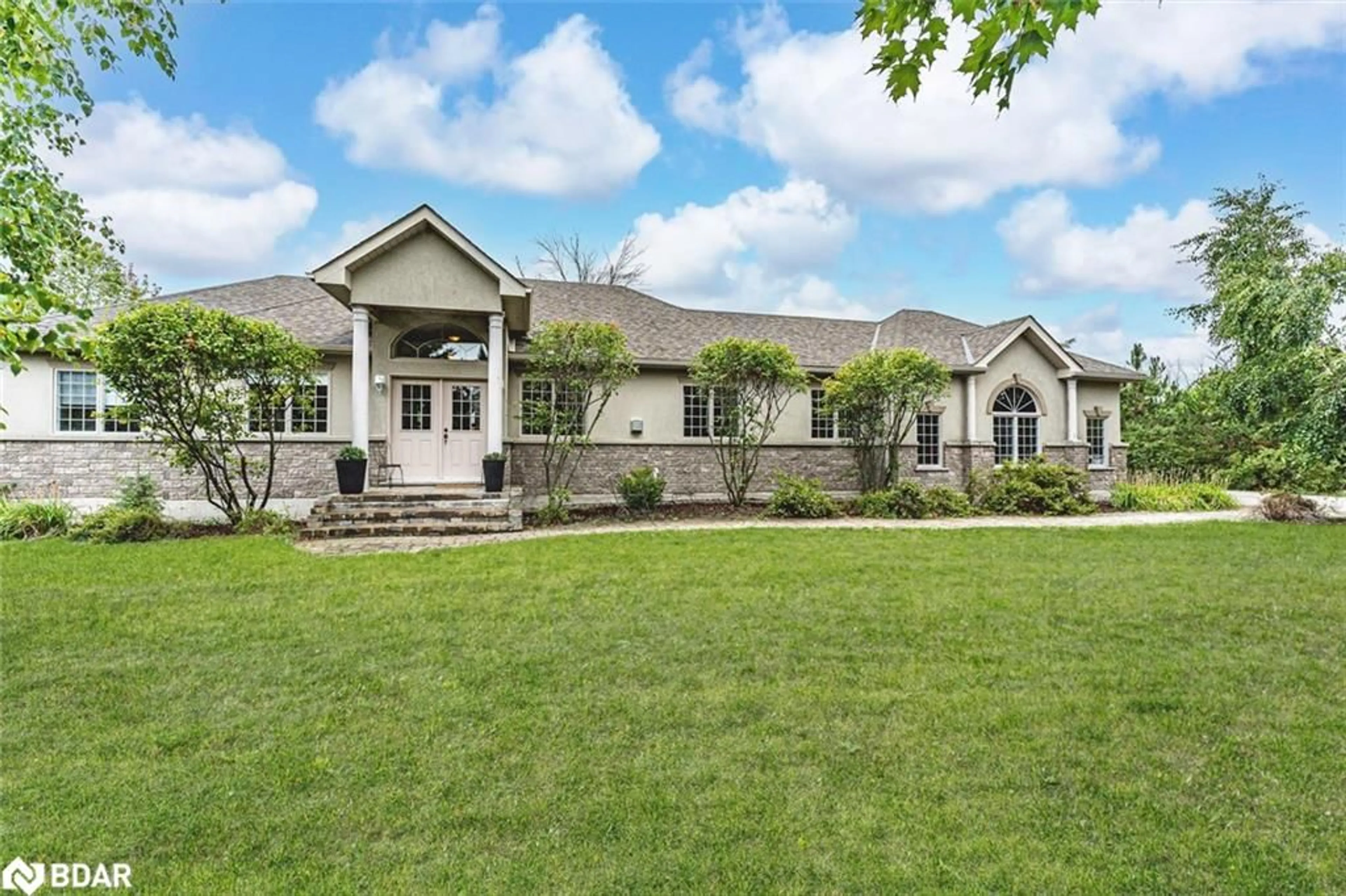 Unknown for 32 Basswood Cir, Oro-Medonte Ontario L0L 2L0
